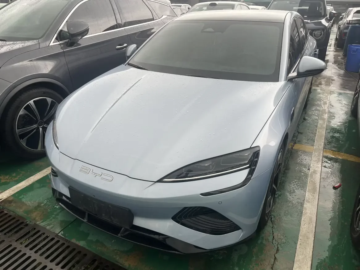 BYD Seal