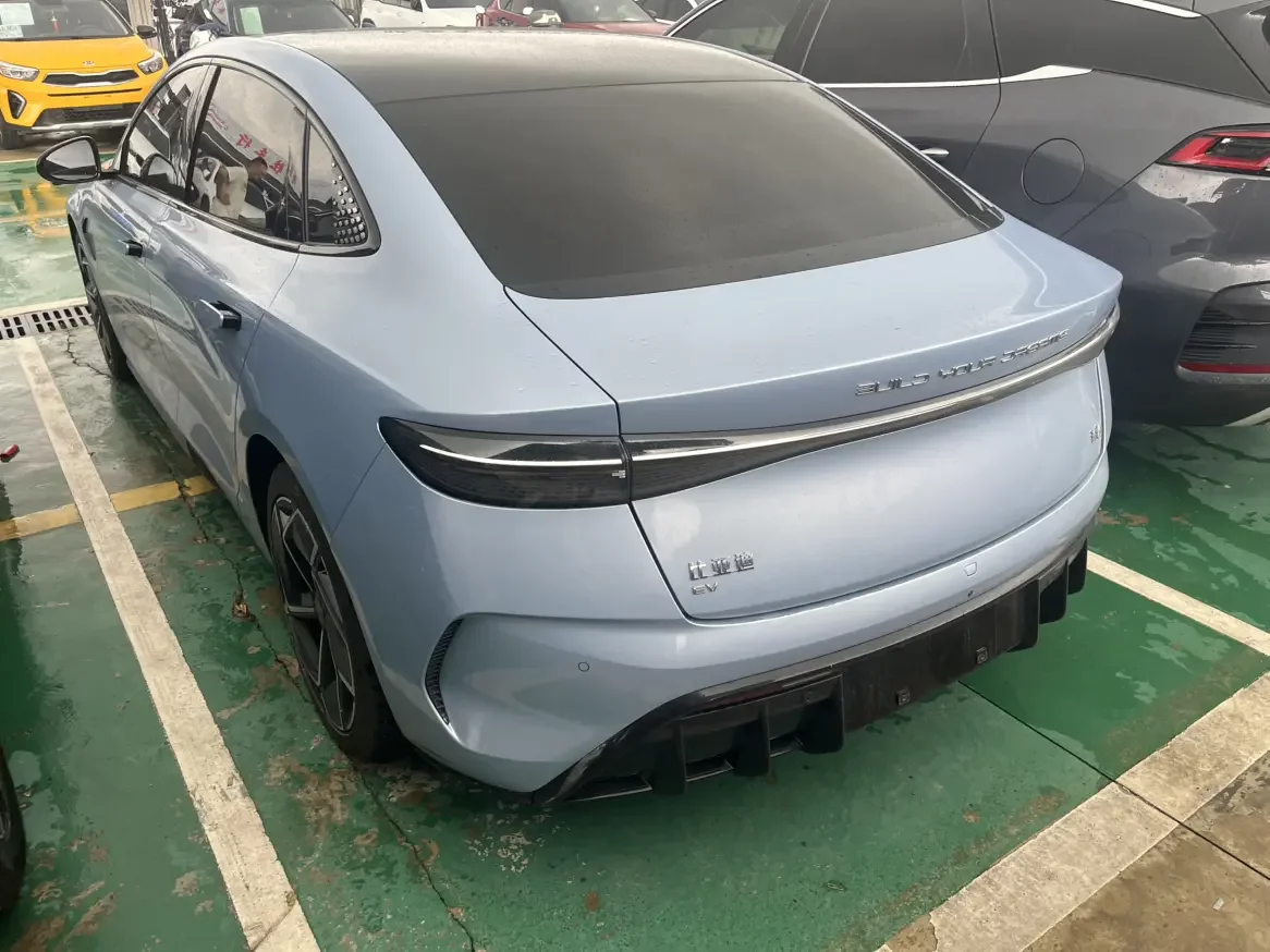 BYD Seal