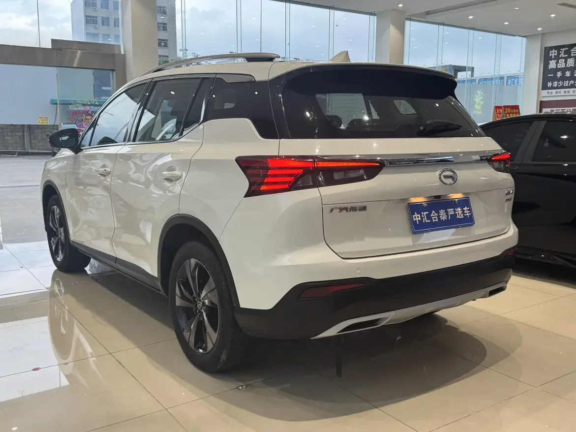 GAC Trumpchi GS4