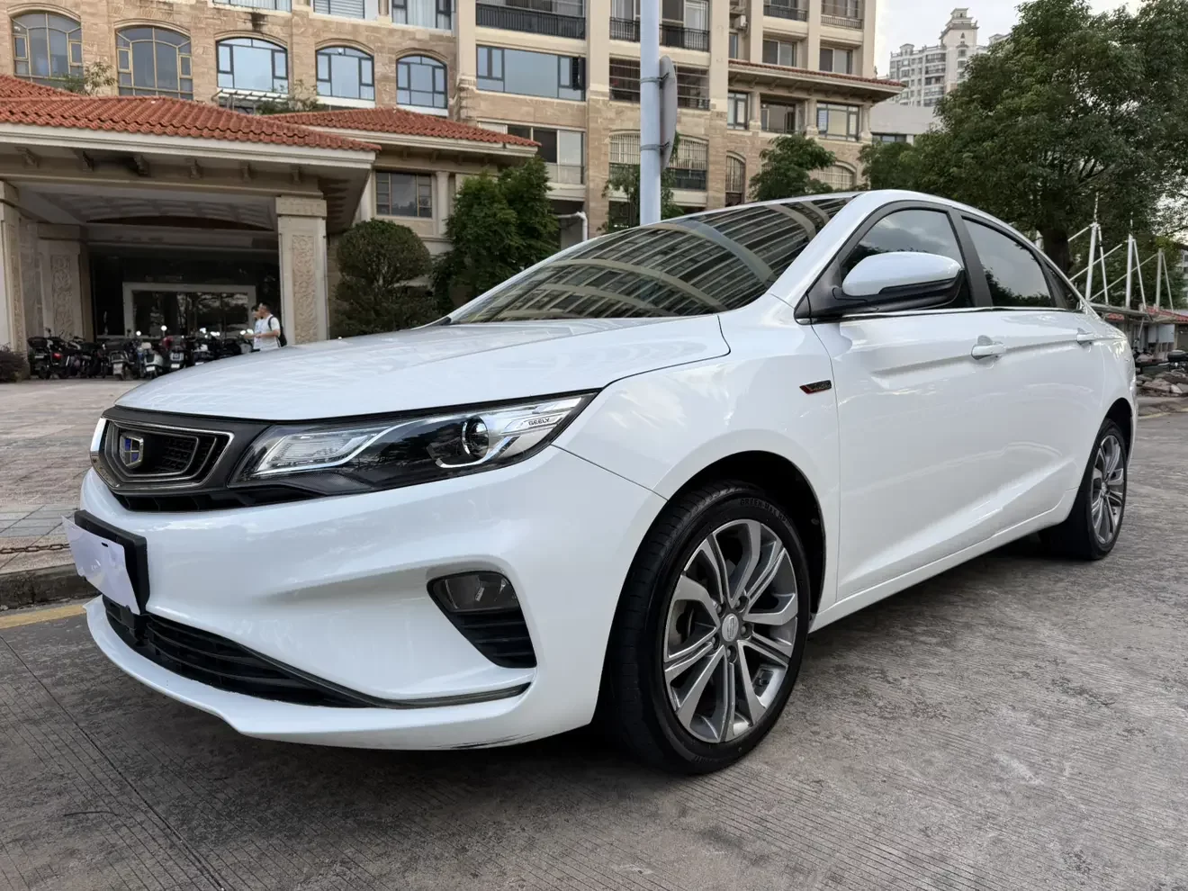 Geely Emgrand GL