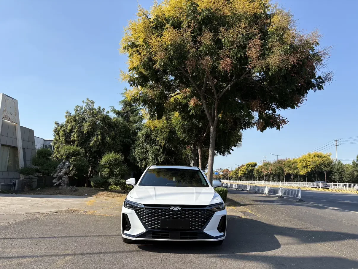 Chery Fengyun A8