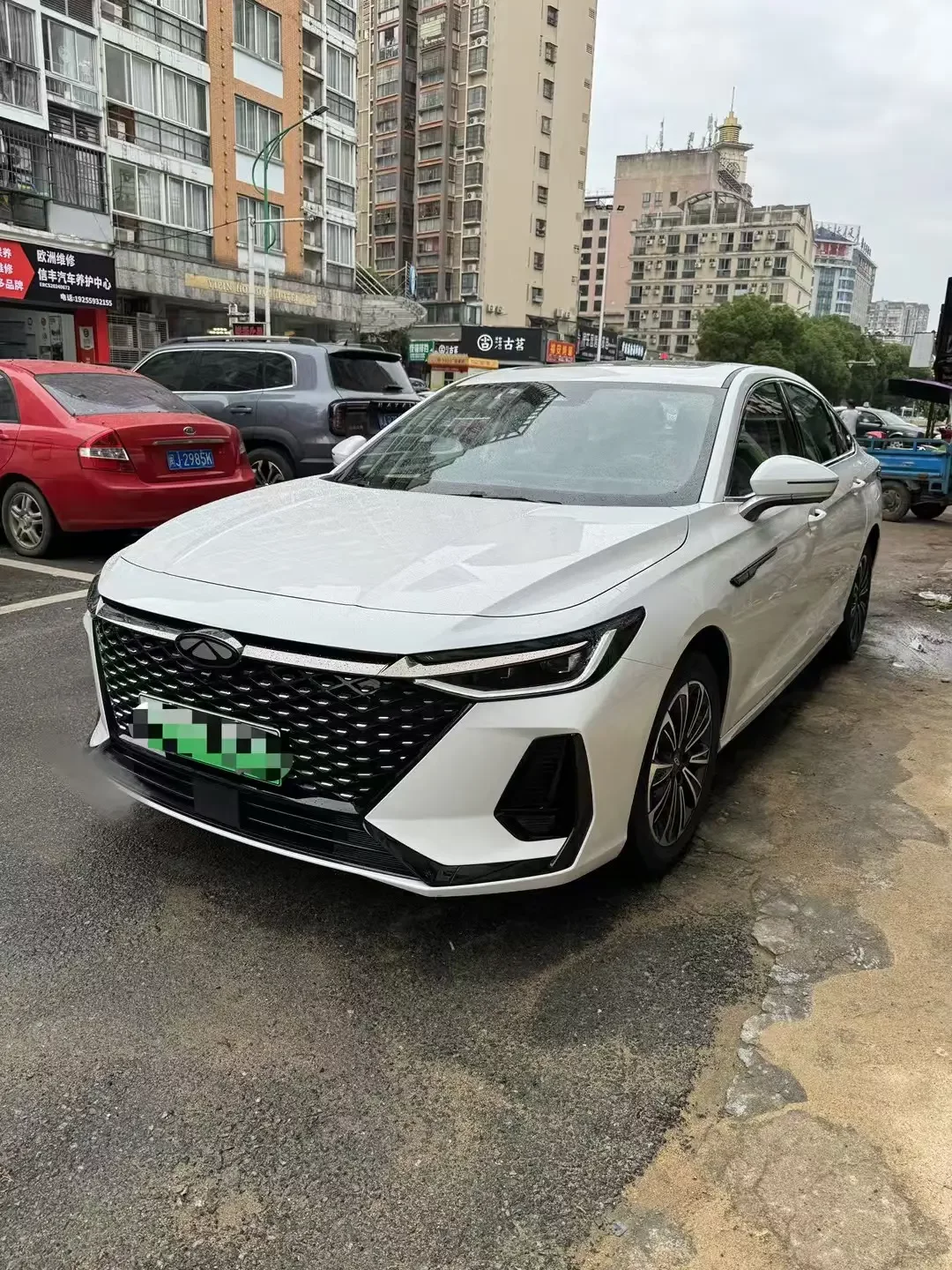 Chery Fengyun A8
