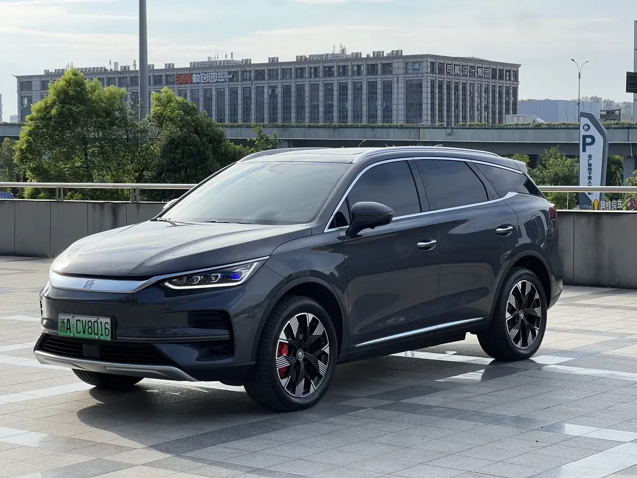 BYD Tang EV