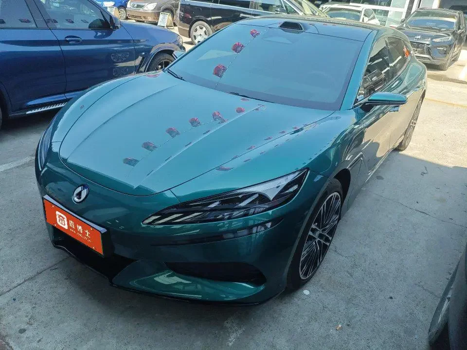 Denza BYD Z9GT EV
