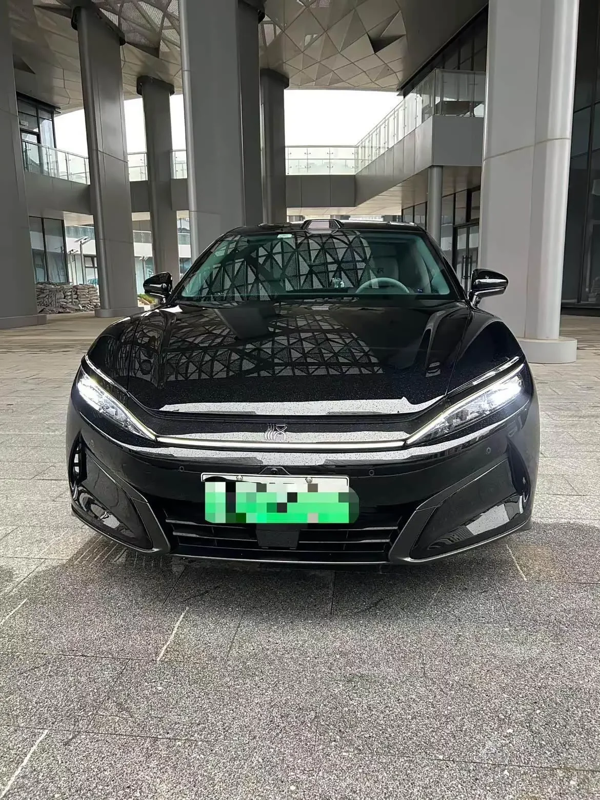 BYD Han L EV
