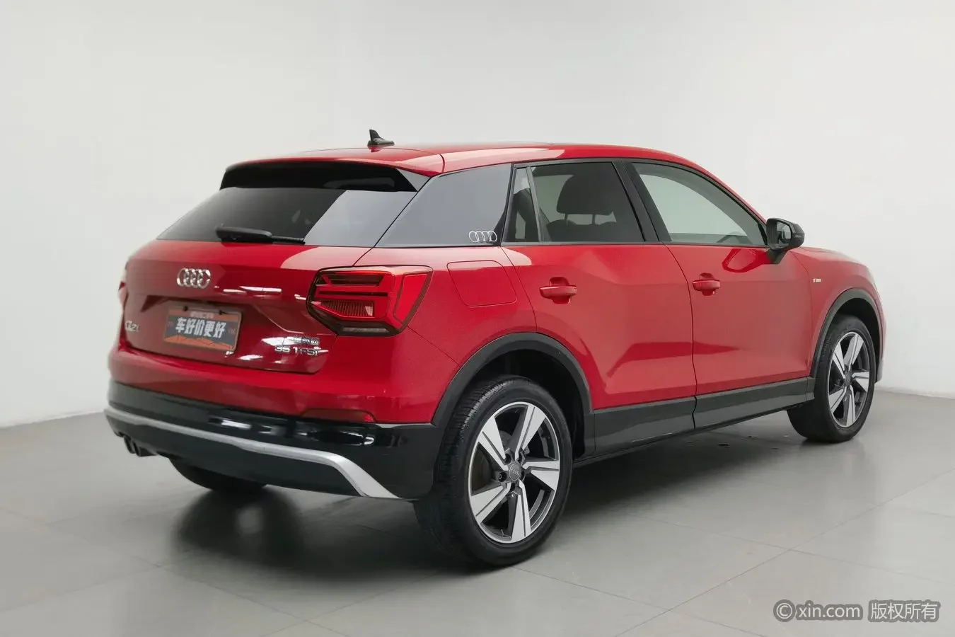 Audi Q2L