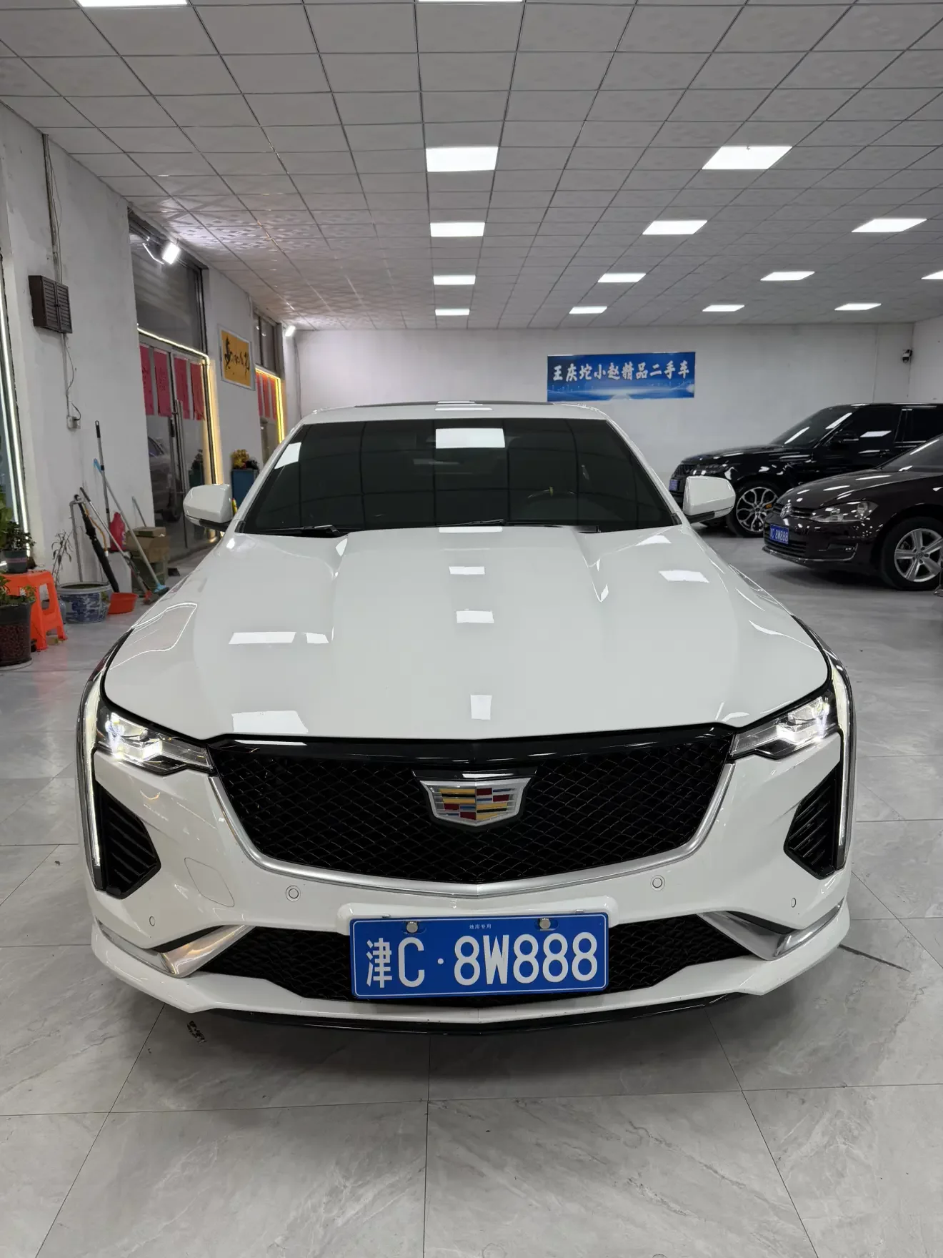 Cadillac CT4