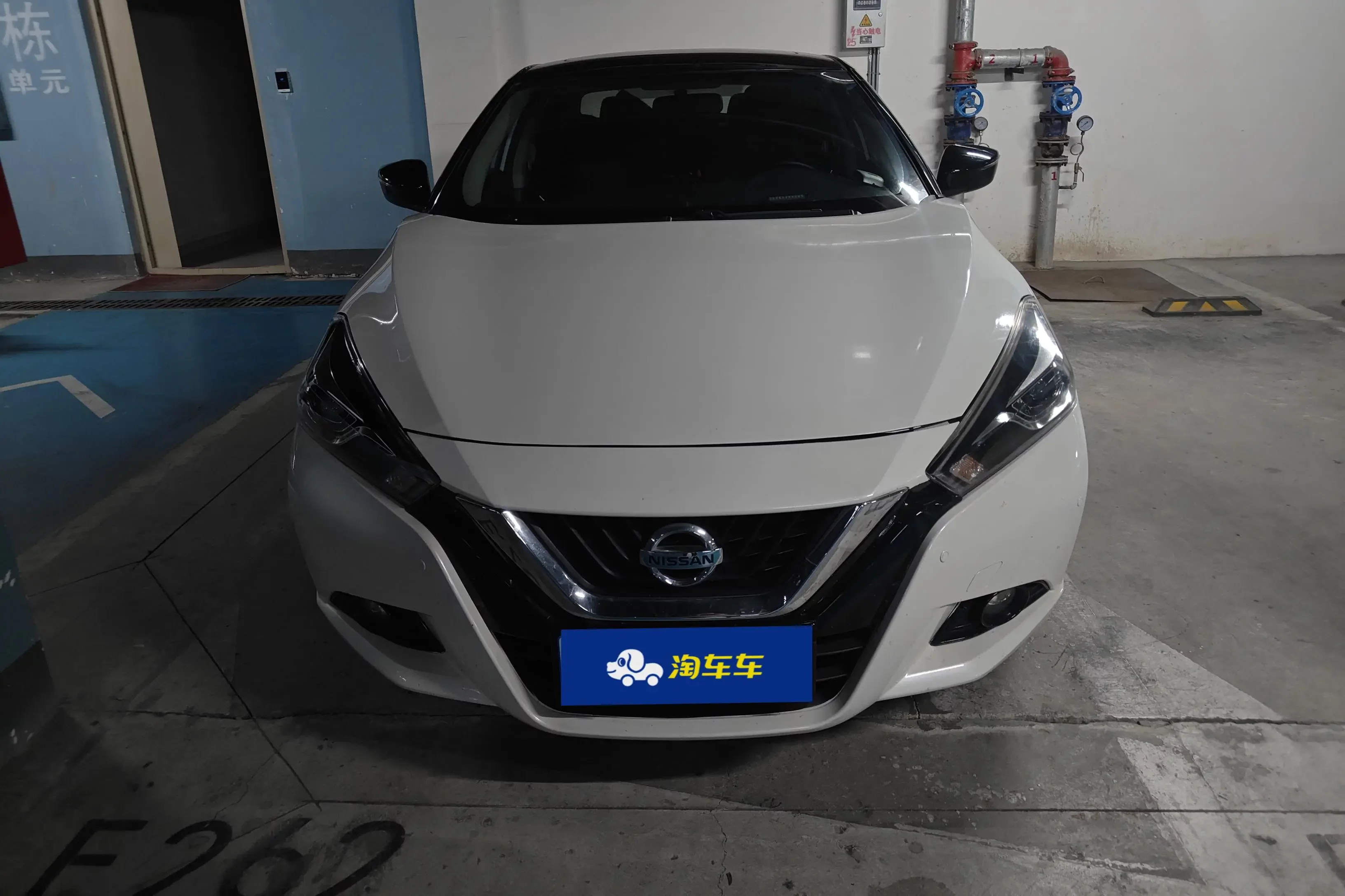 Nissan Bluebird  из Китая