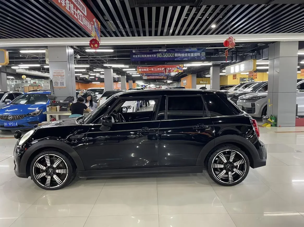 MINI MINI