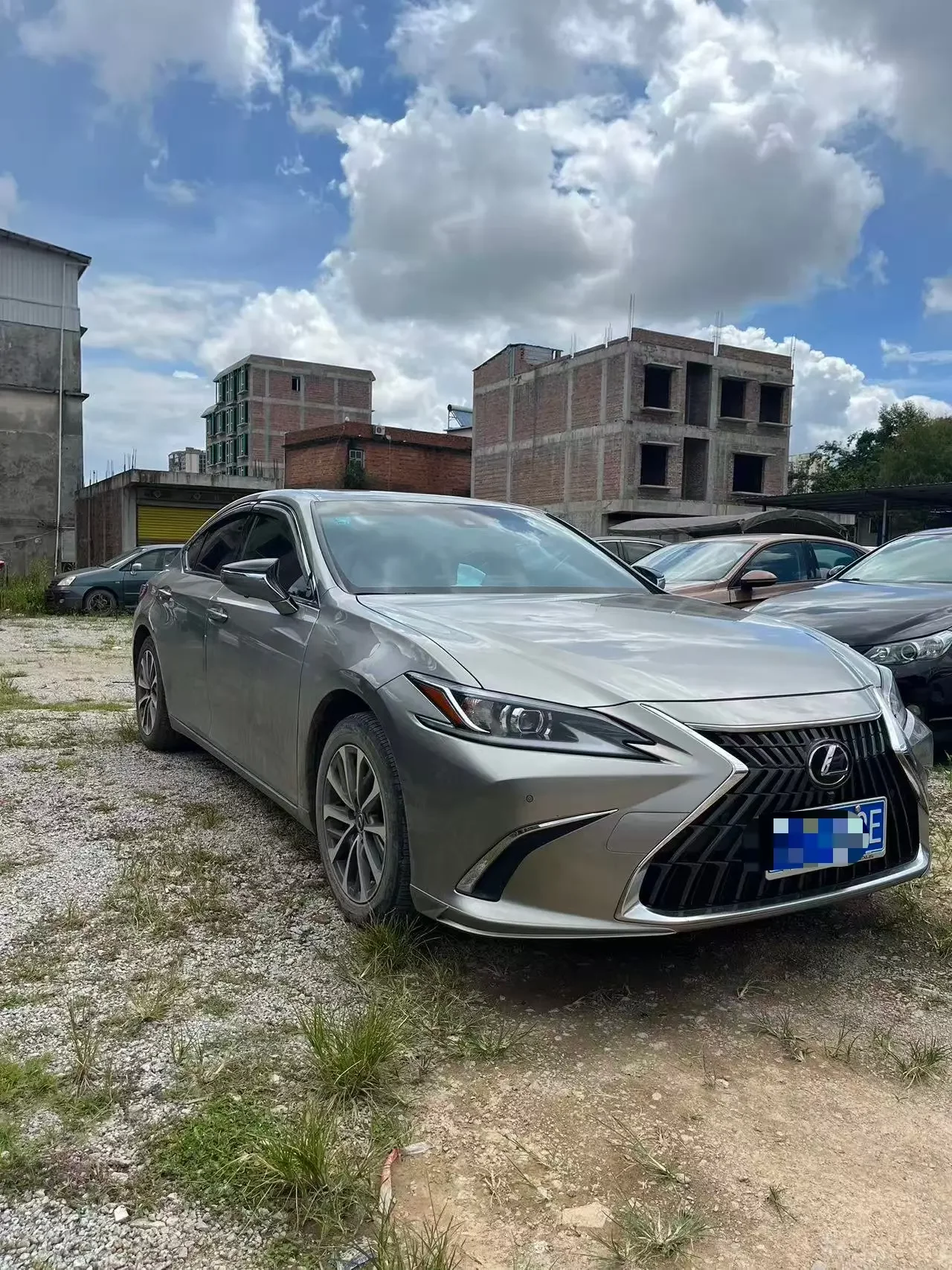 Lexus ES