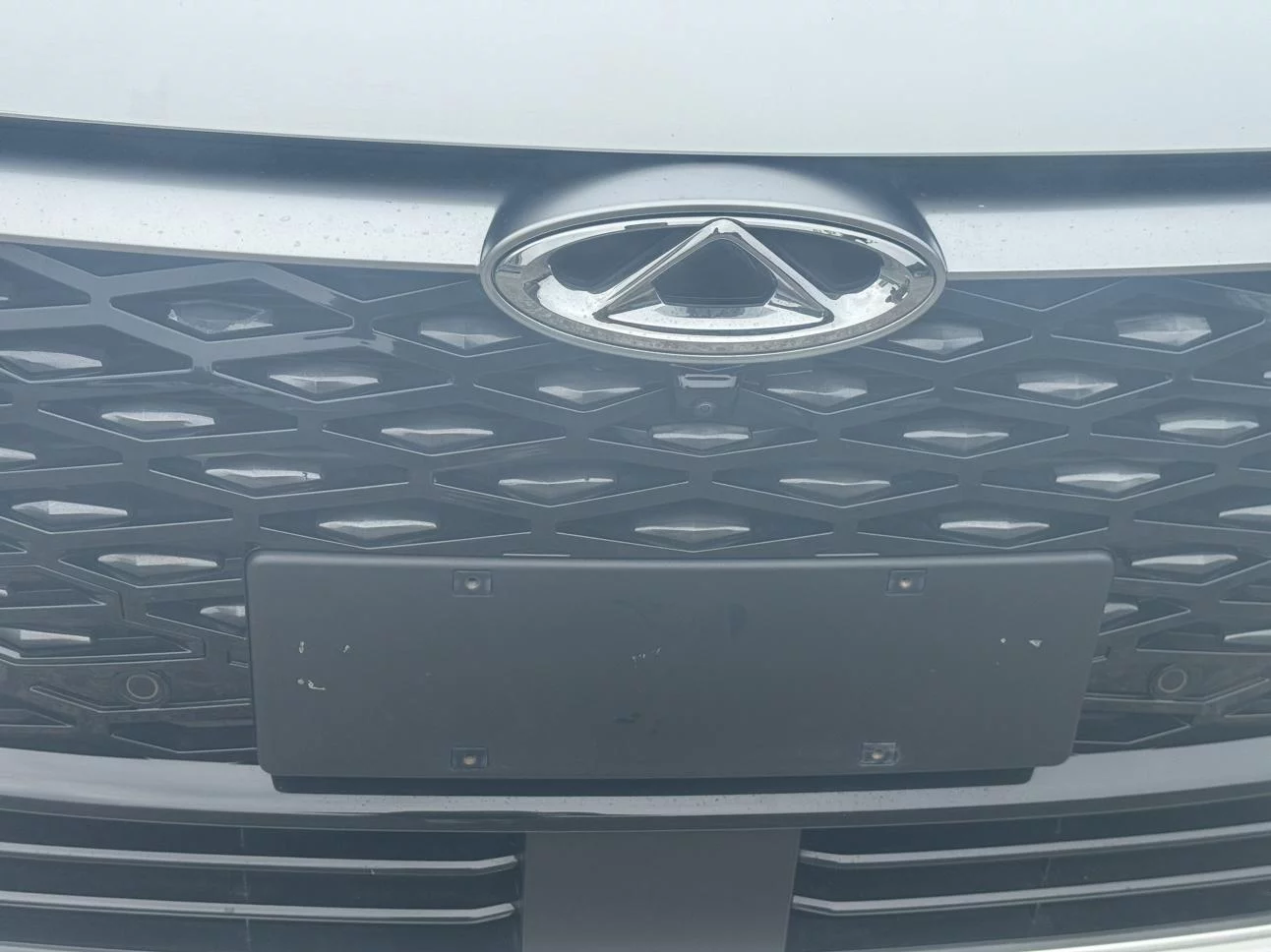 Chery Arrizo 8