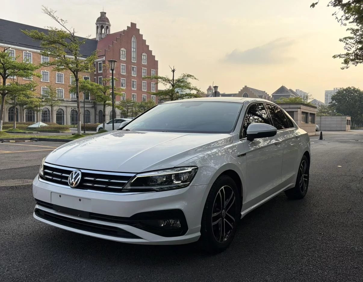 Volkswagen Lamando