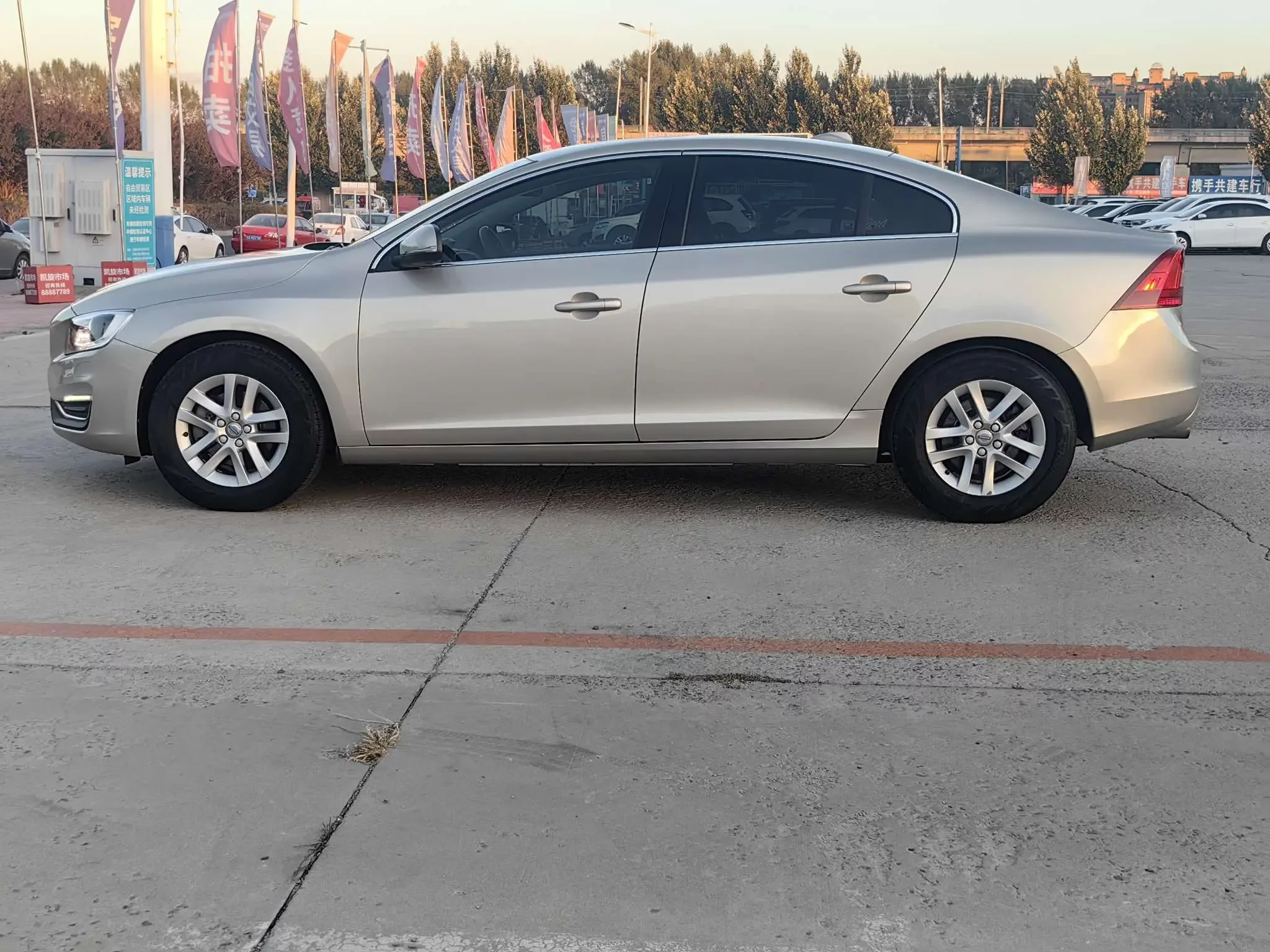 Volvo S60