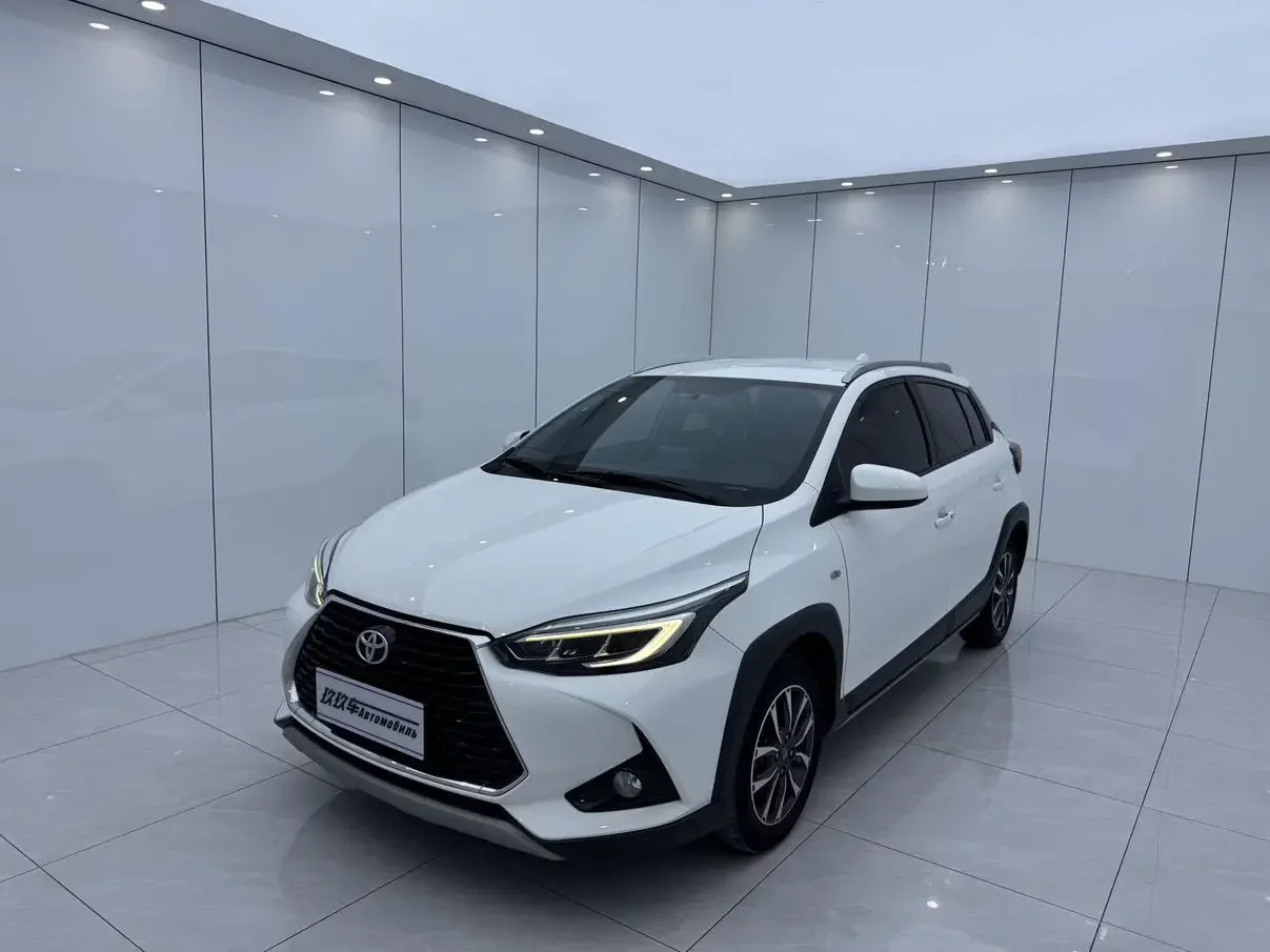 Toyota Yaris L