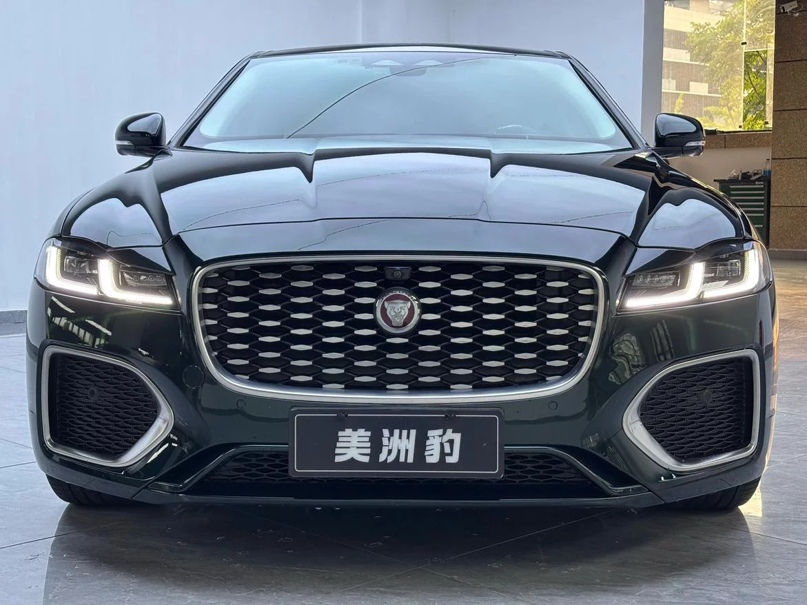 Jaguar XFL
