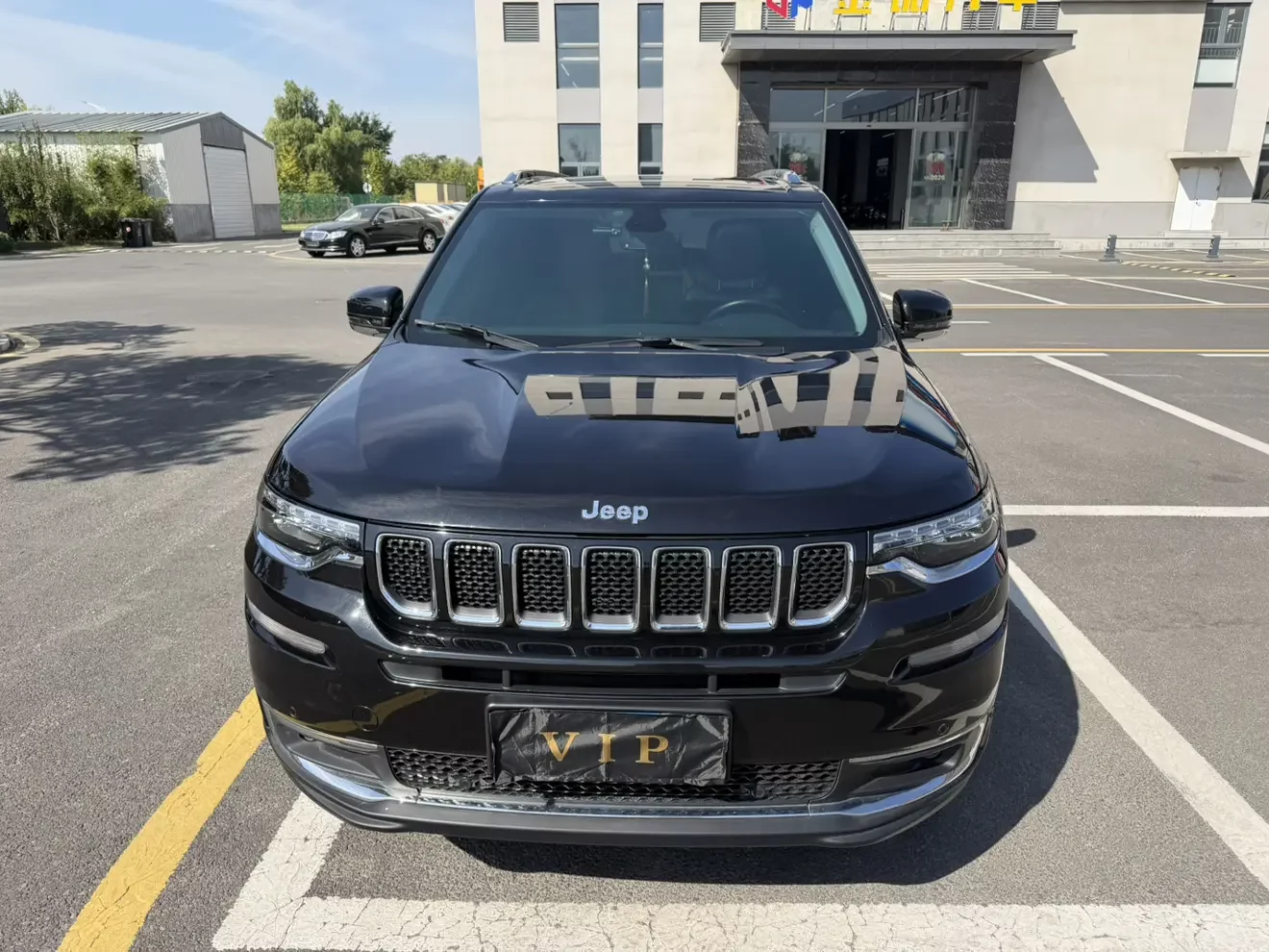 Jeep Grand Commander