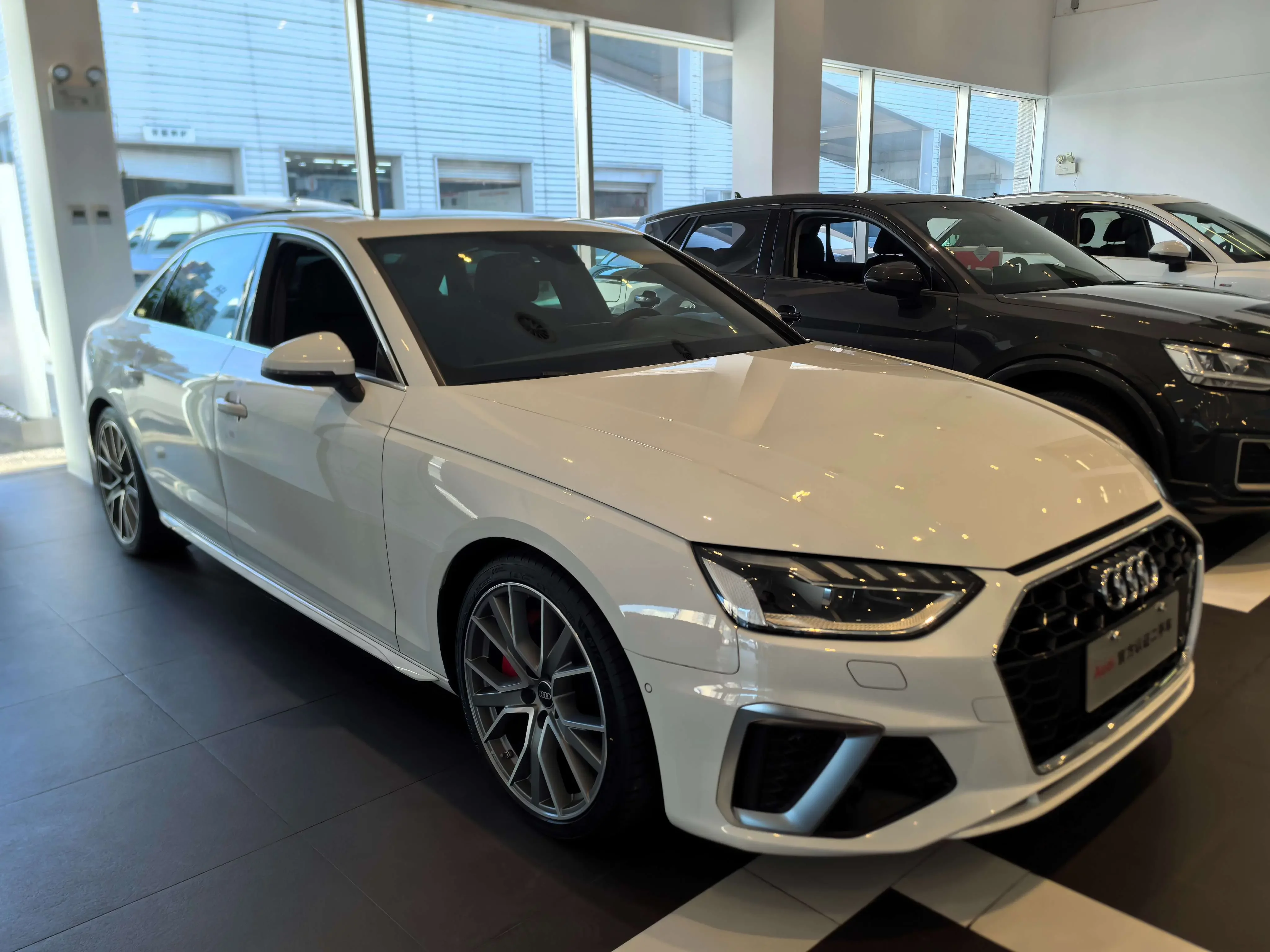 Audi A4L