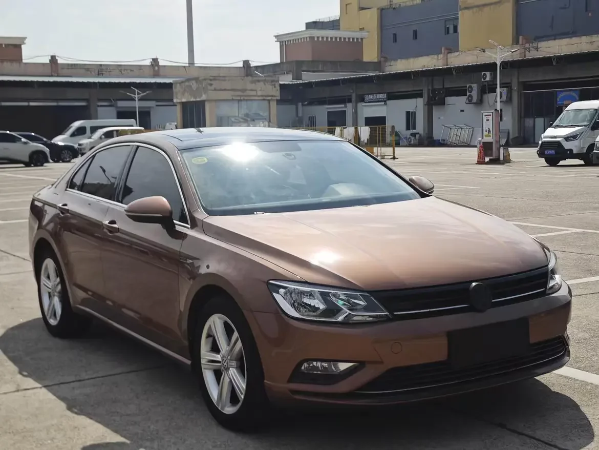 Volkswagen Lamando