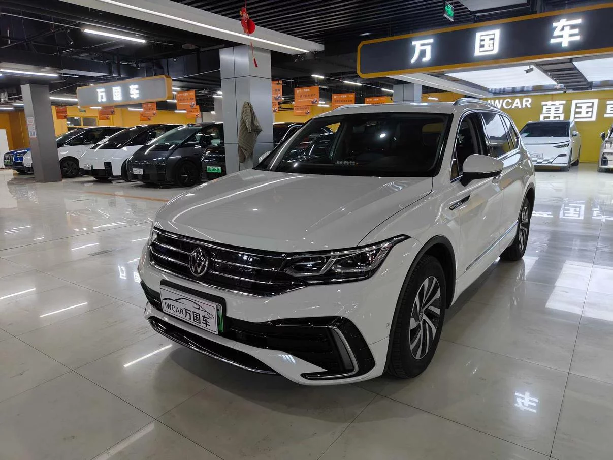Volkswagen Tiguan L PHEV