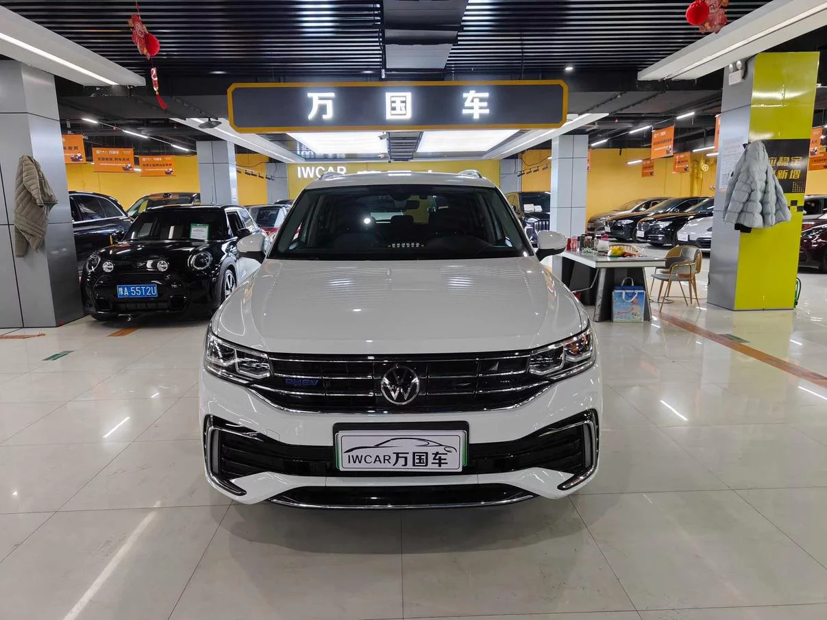 Volkswagen Tiguan L PHEV