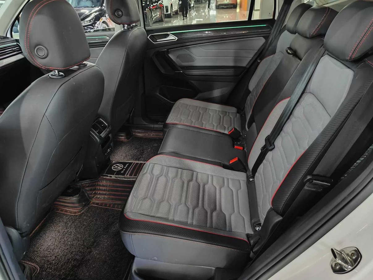 Volkswagen Tiguan L PHEV