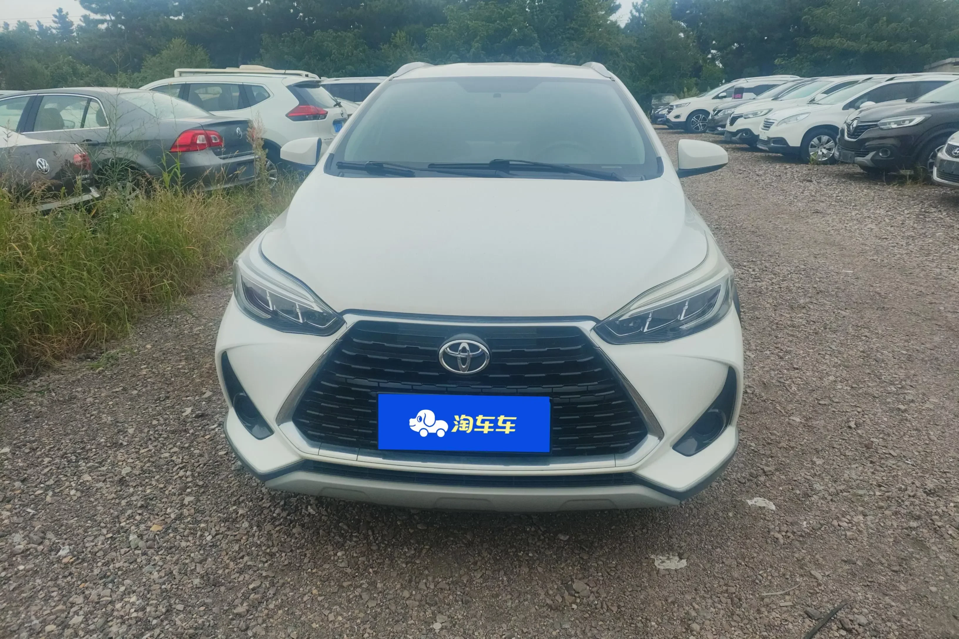 Toyota Yaris L