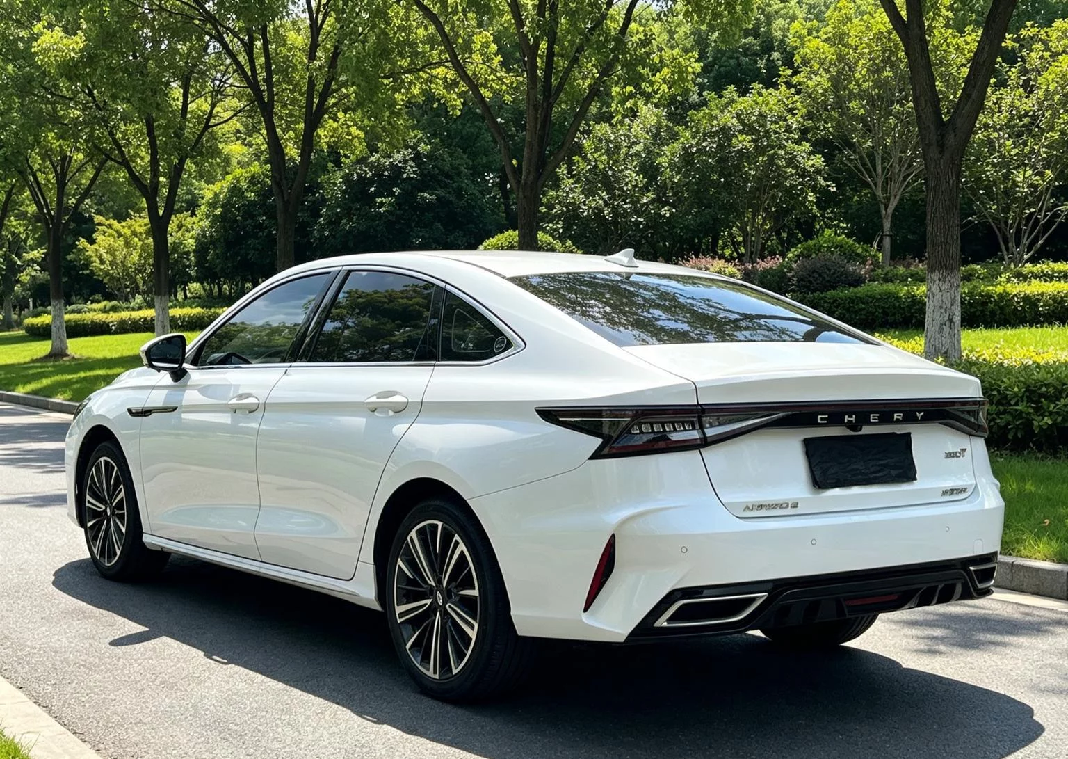 Chery Arrizo 8