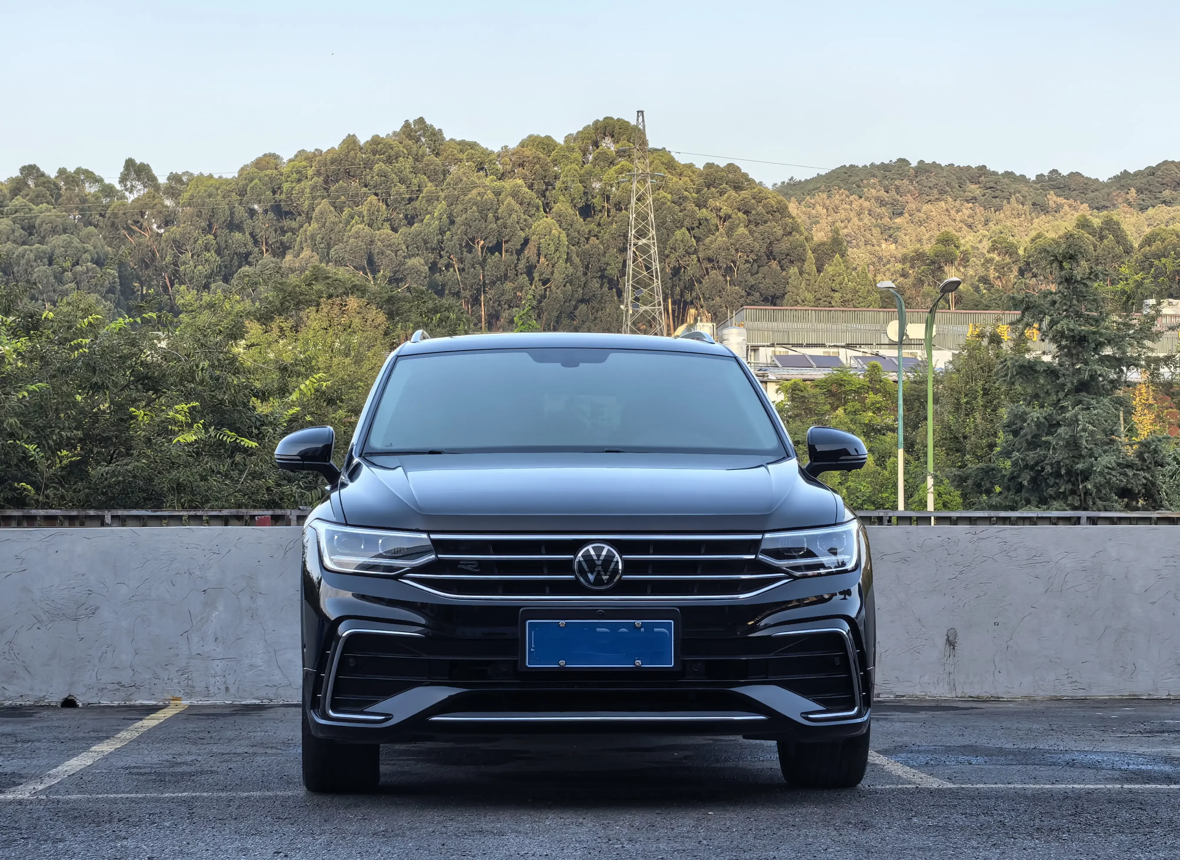 Volkswagen Tiguan L