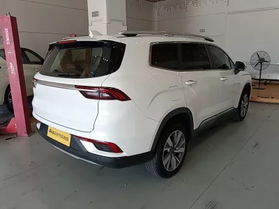 Geely Okavango
