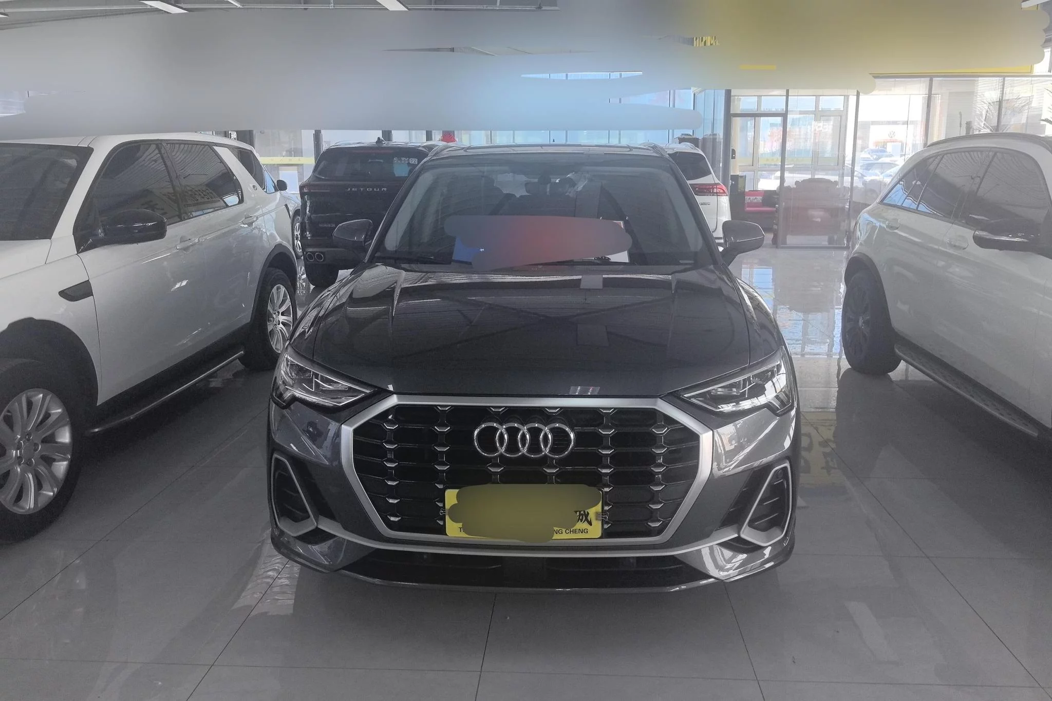 Audi Q3
