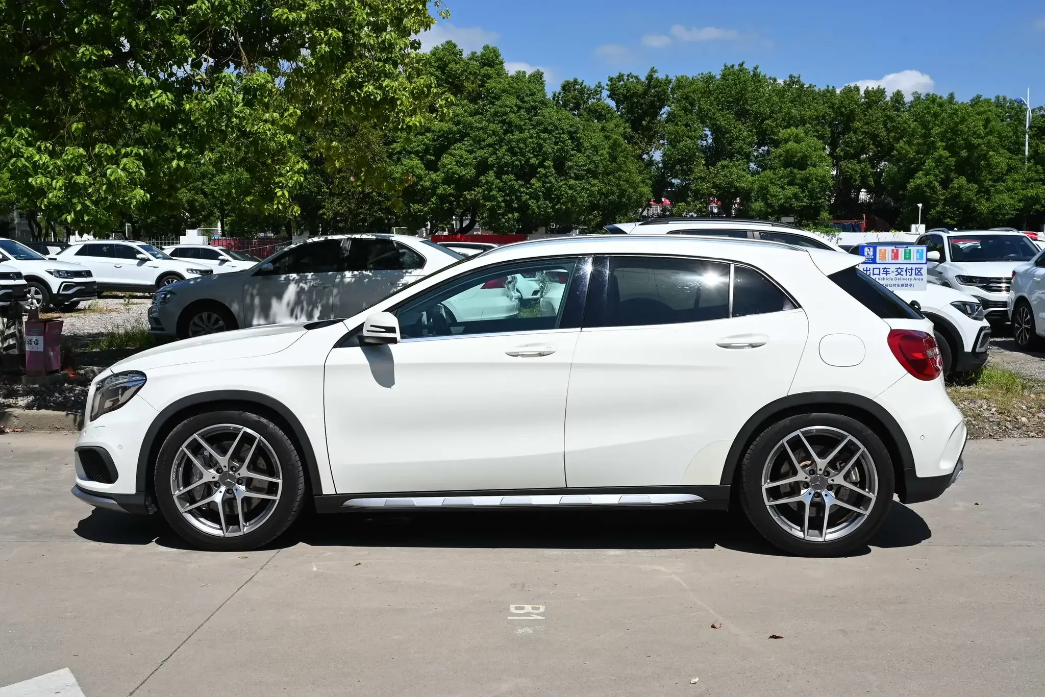 Mercedes-Benz GLA AMG
