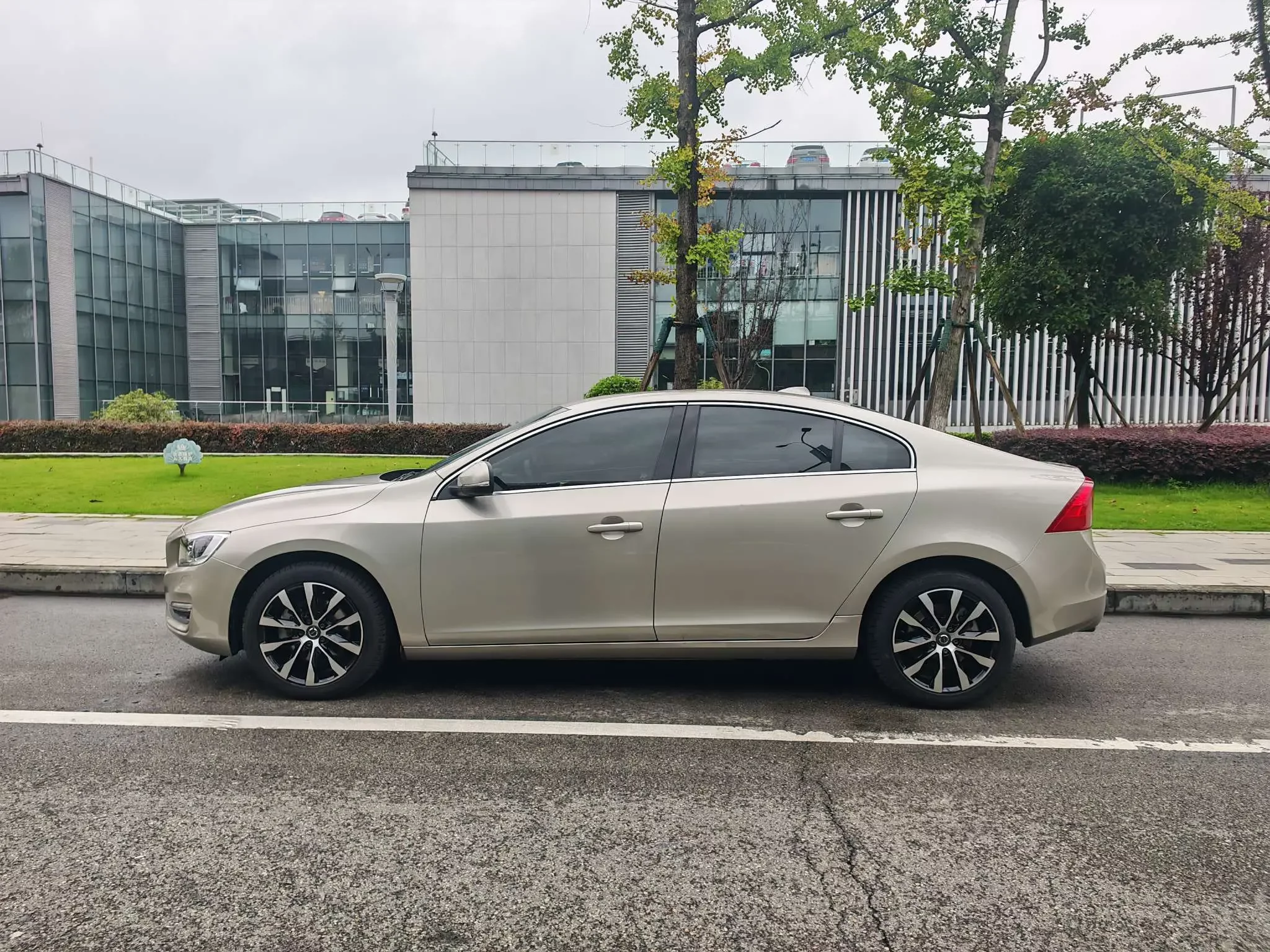 Volvo S60