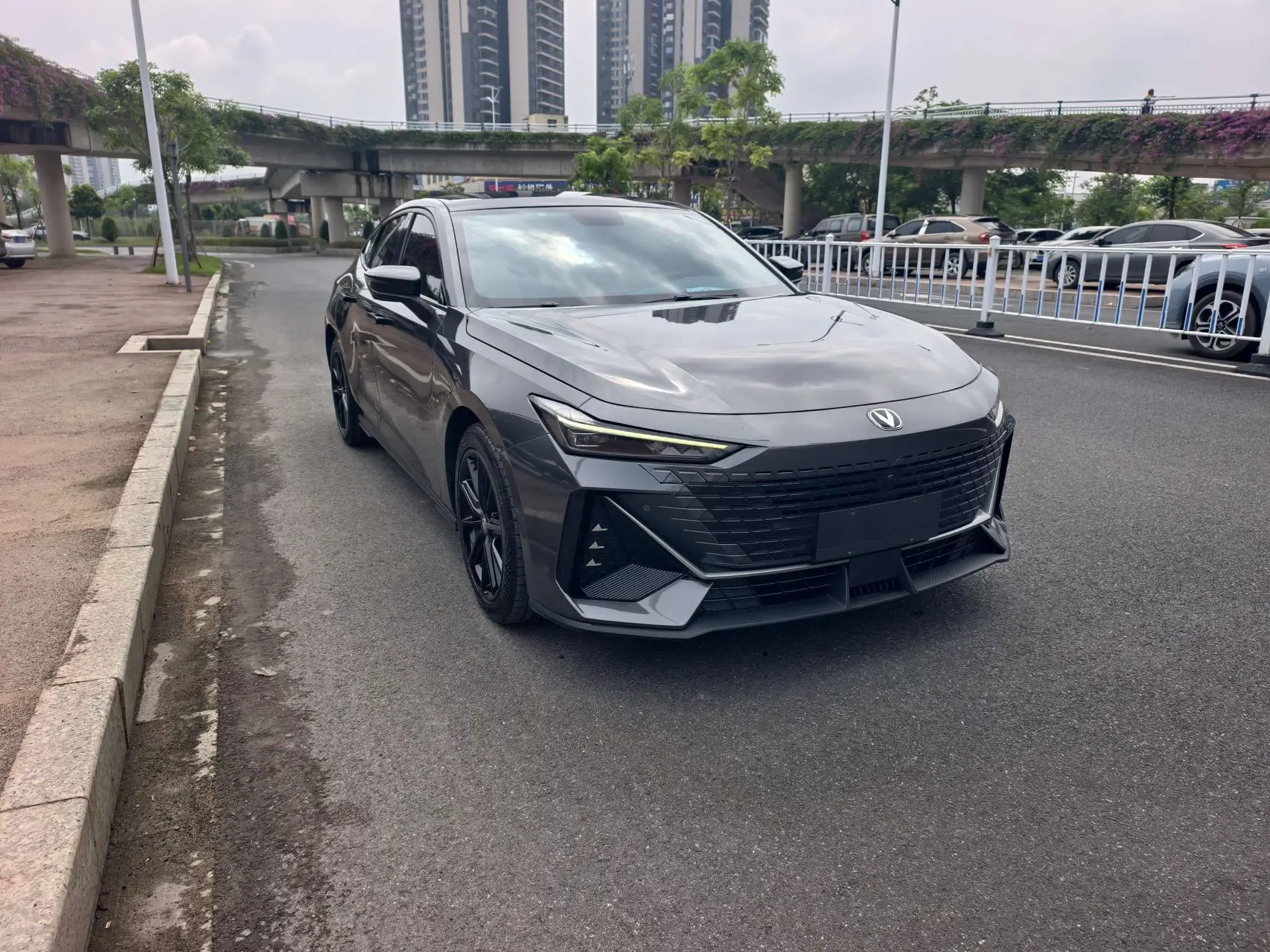 Changan UNI-V
