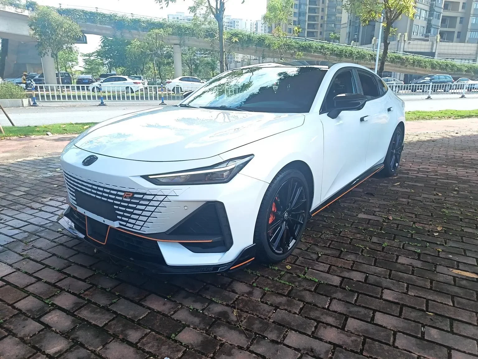 Changan UNI-V