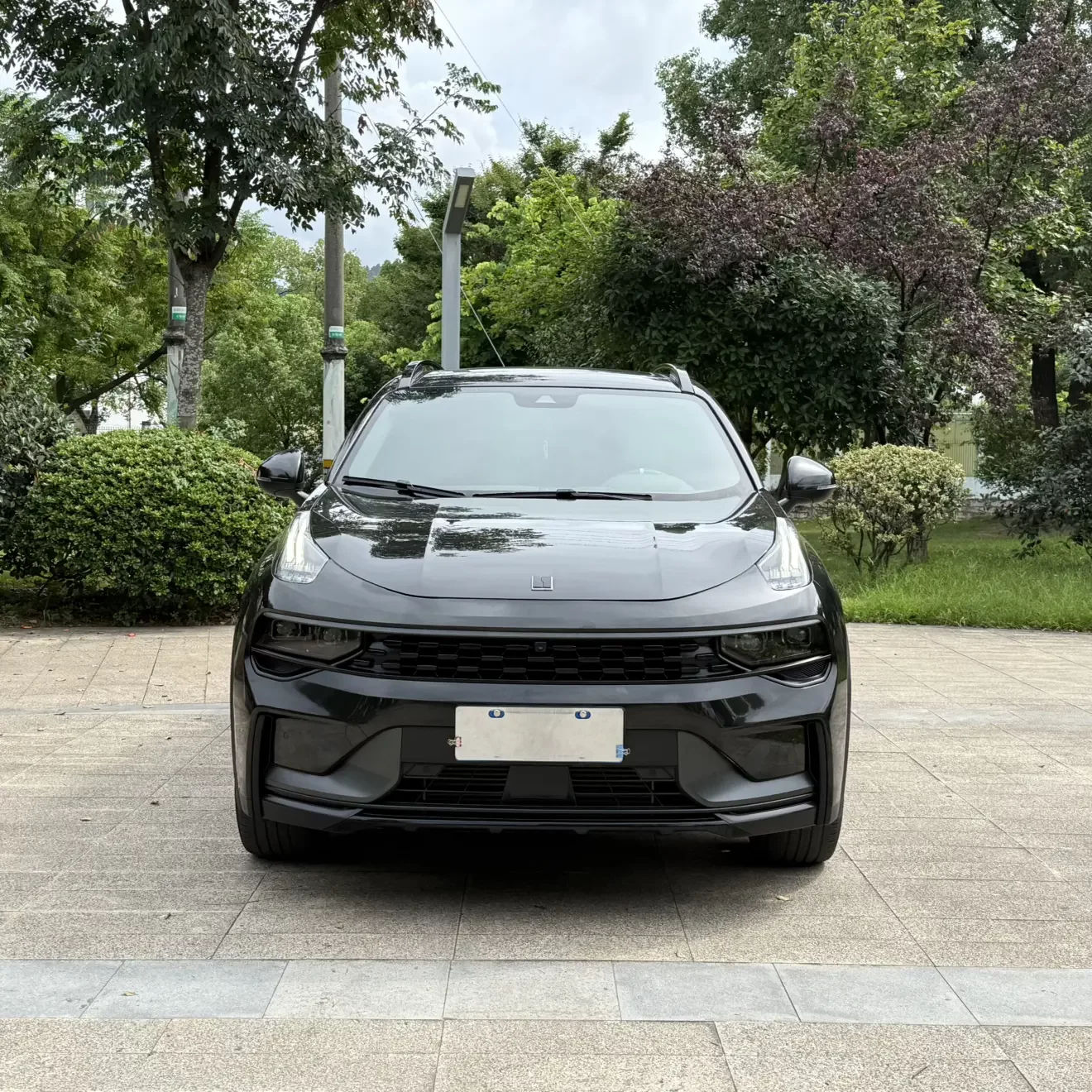 Lynk & Co 01