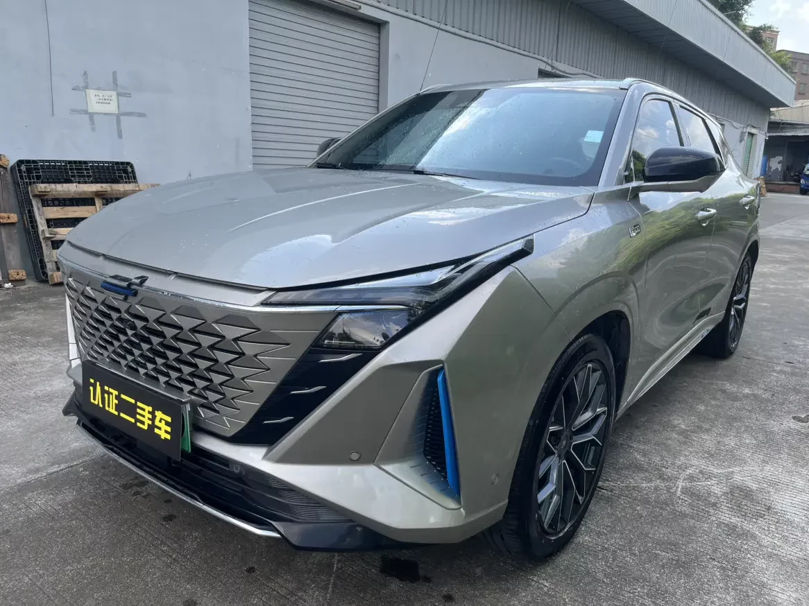 Oshan Changan Auchan Z6 iDD new energy
