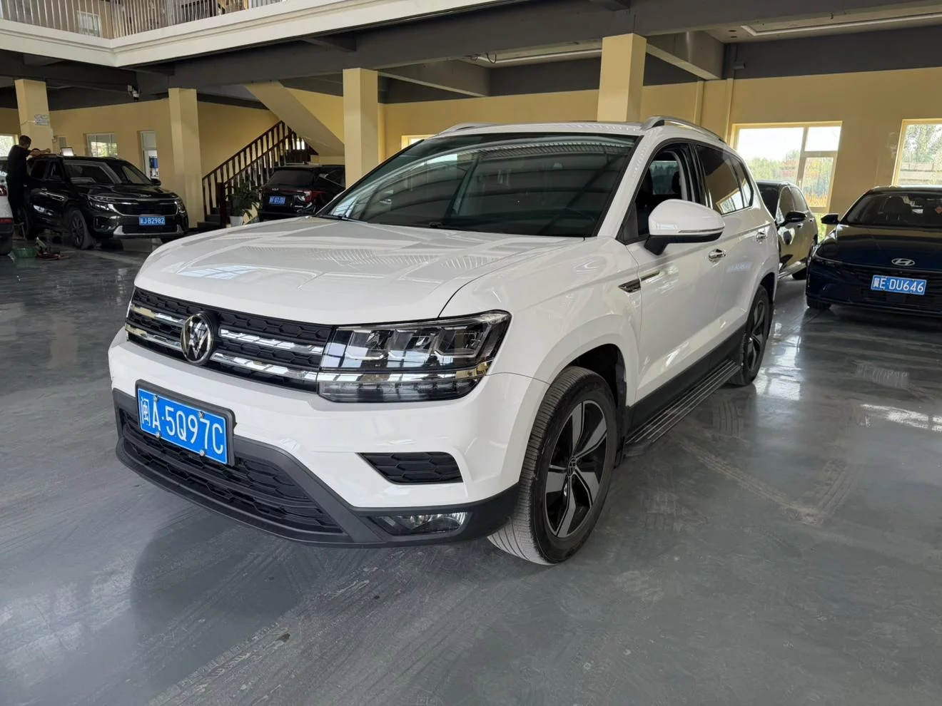 Volkswagen Tharu