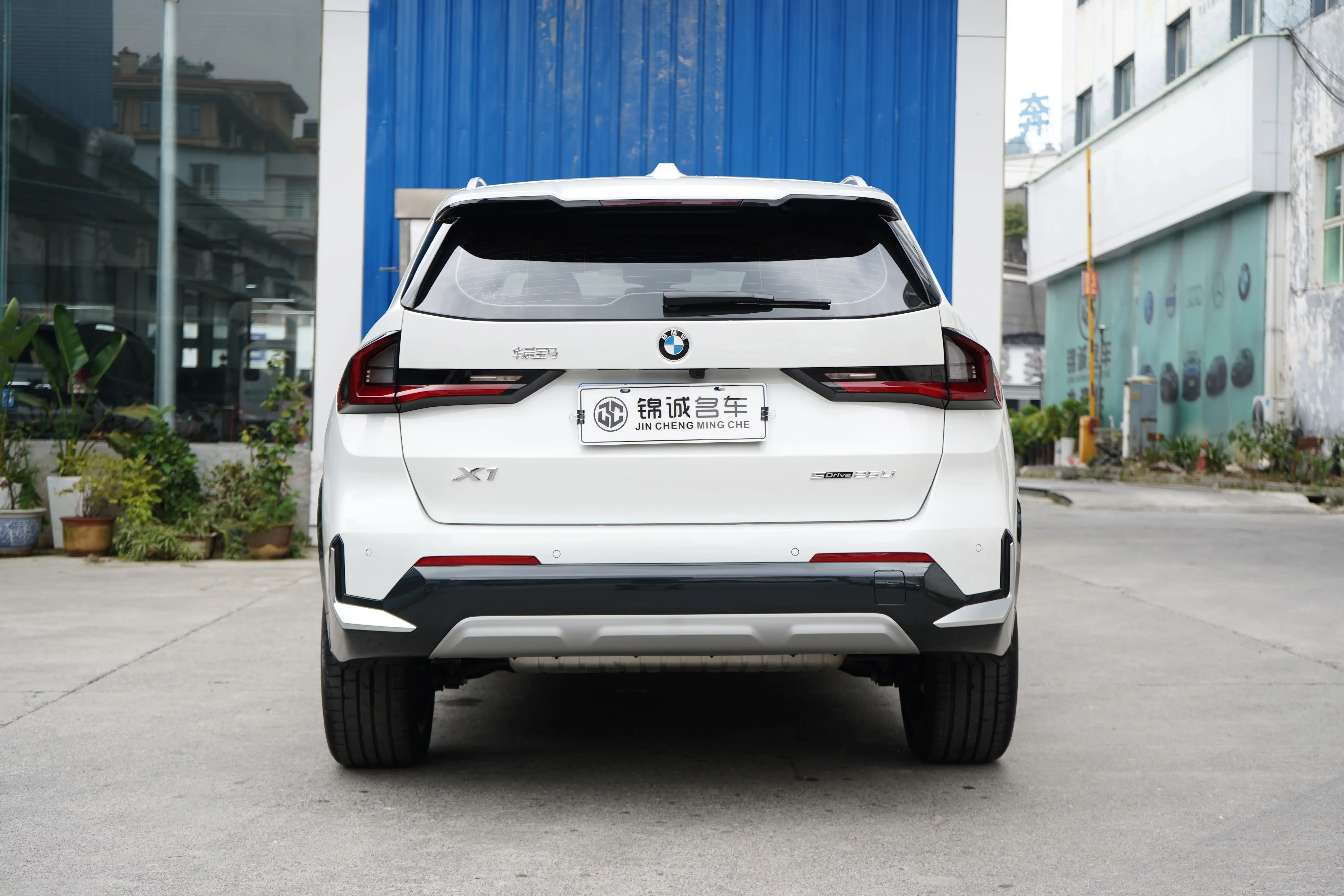 BMW X1