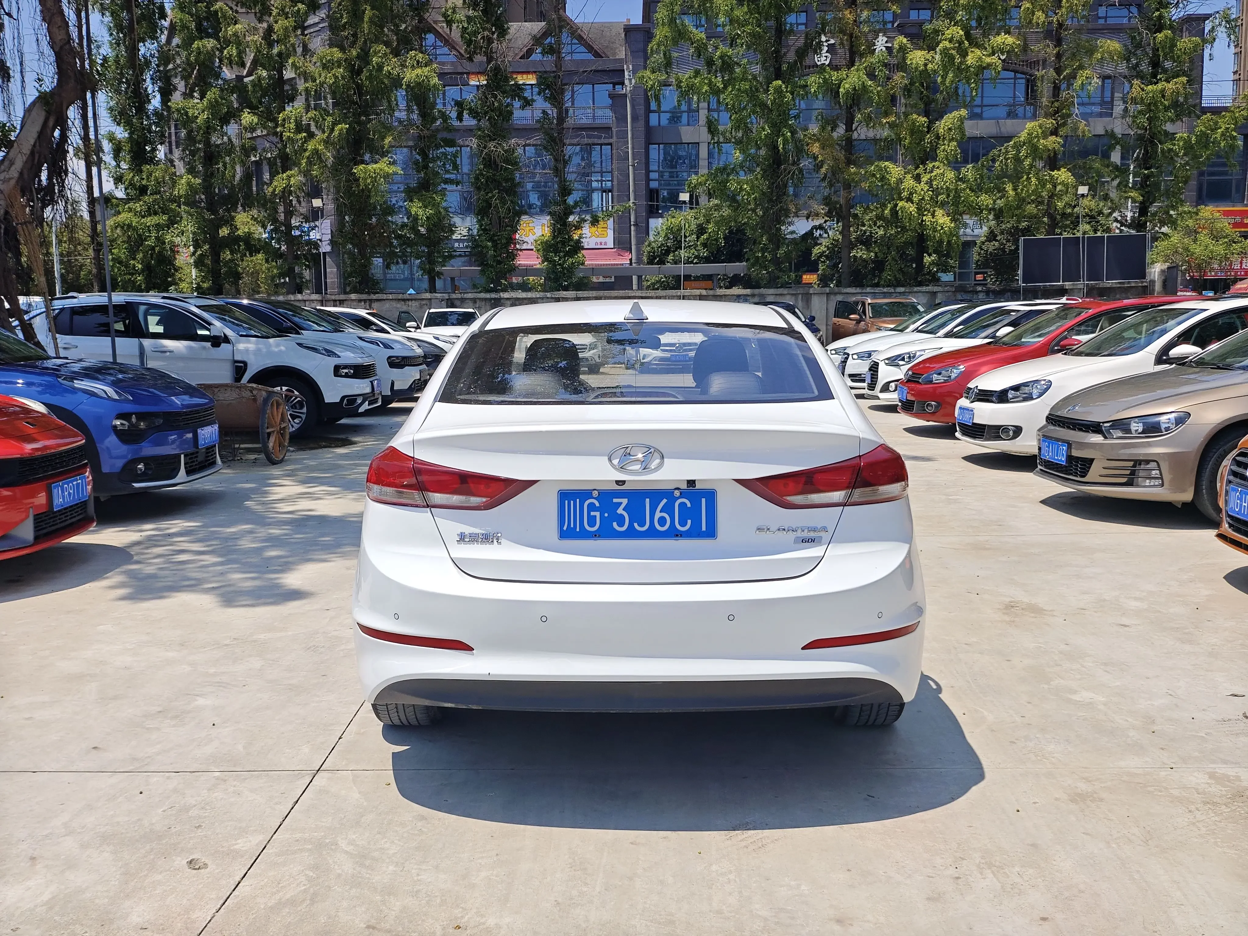 Hyundai Elantra Lingdong