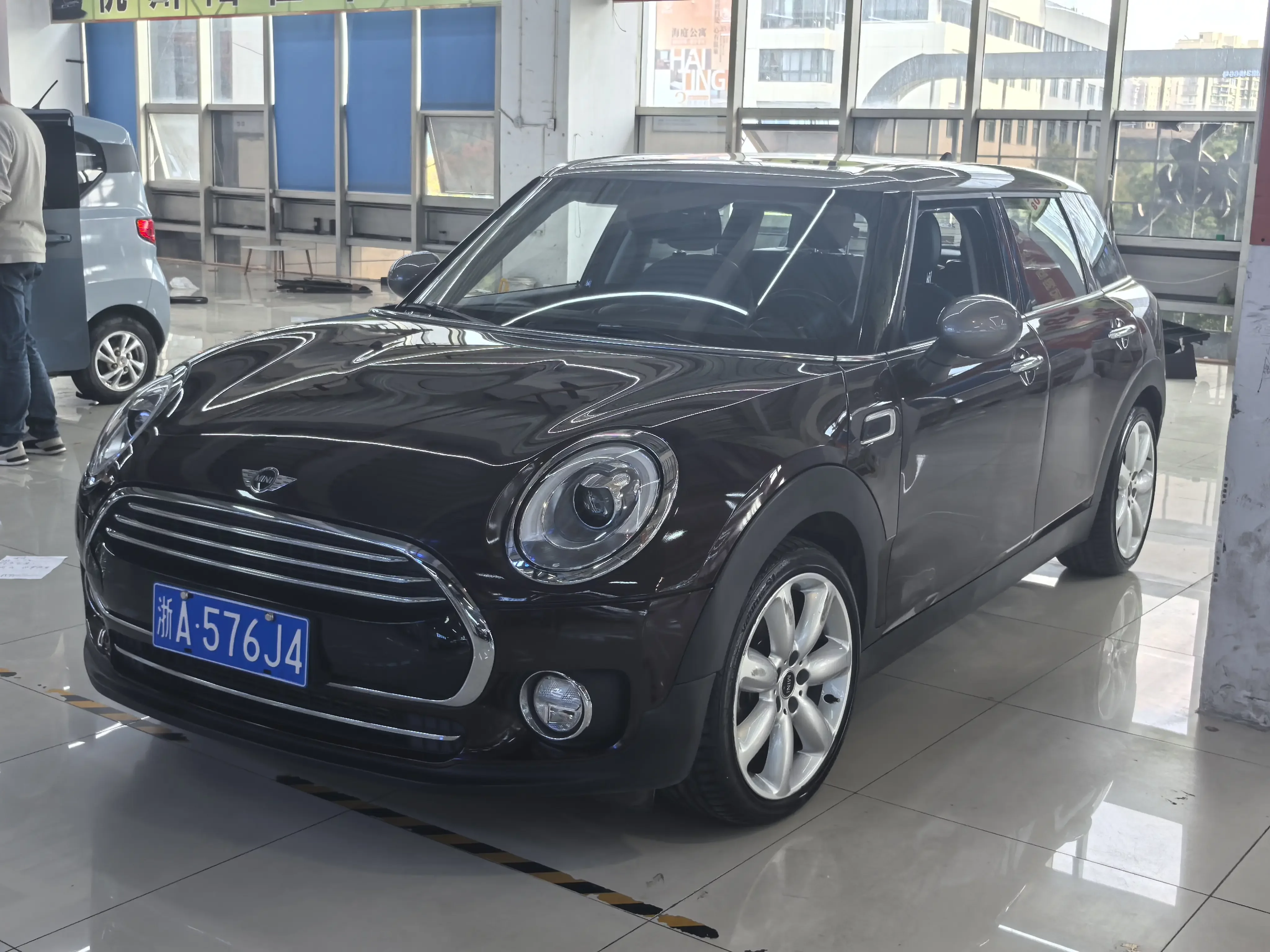 MINI CLUBMAN