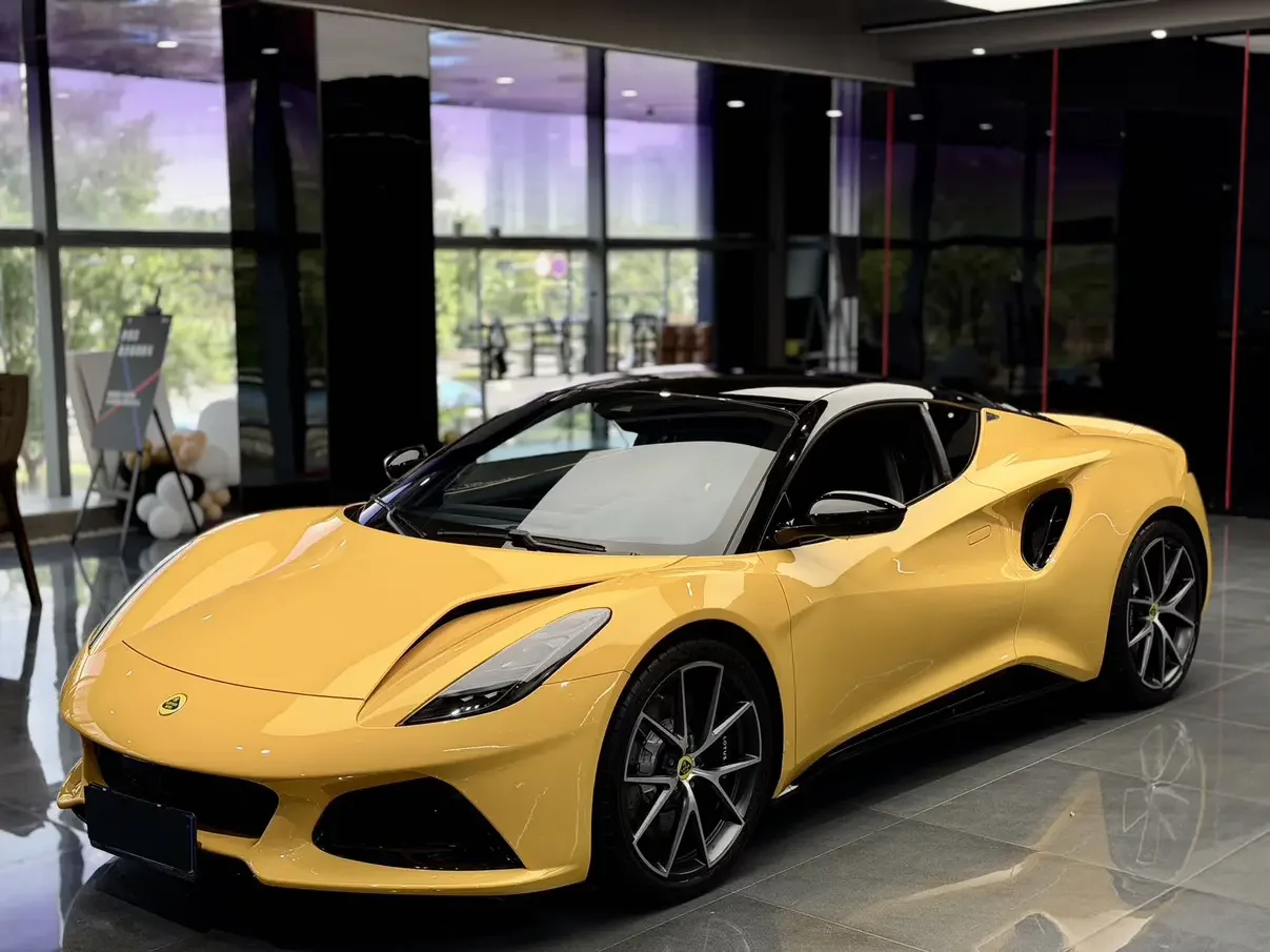 Lotus EMIRA
