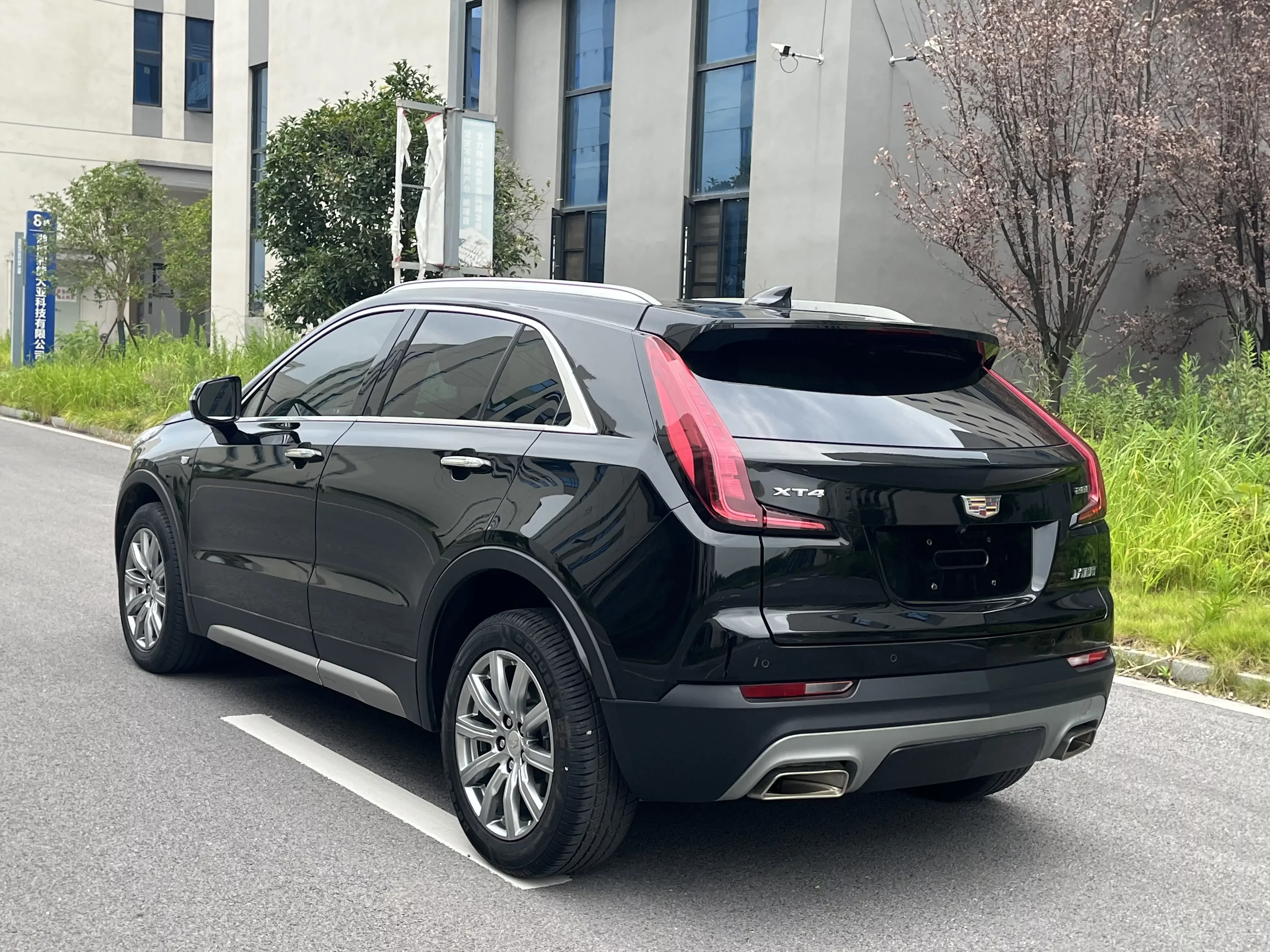 Cadillac XT4