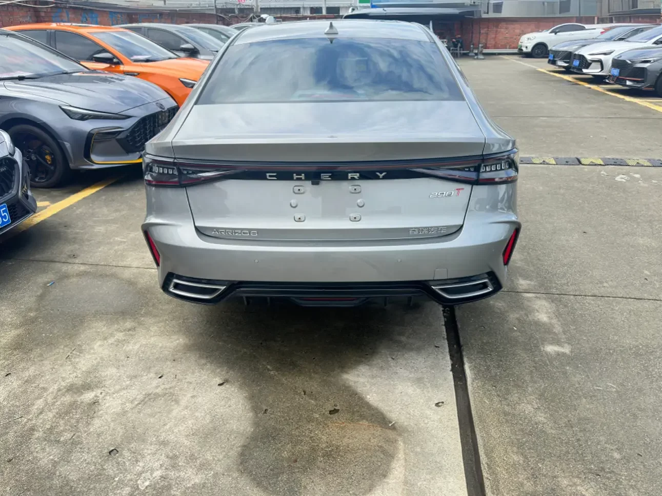 Chery Arrizo 8