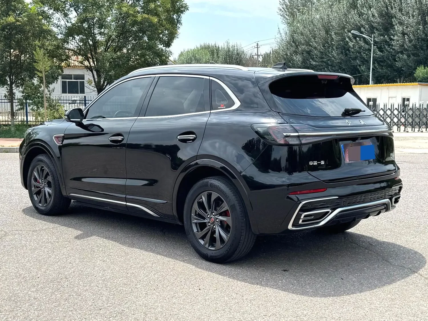 Hongqi HS5