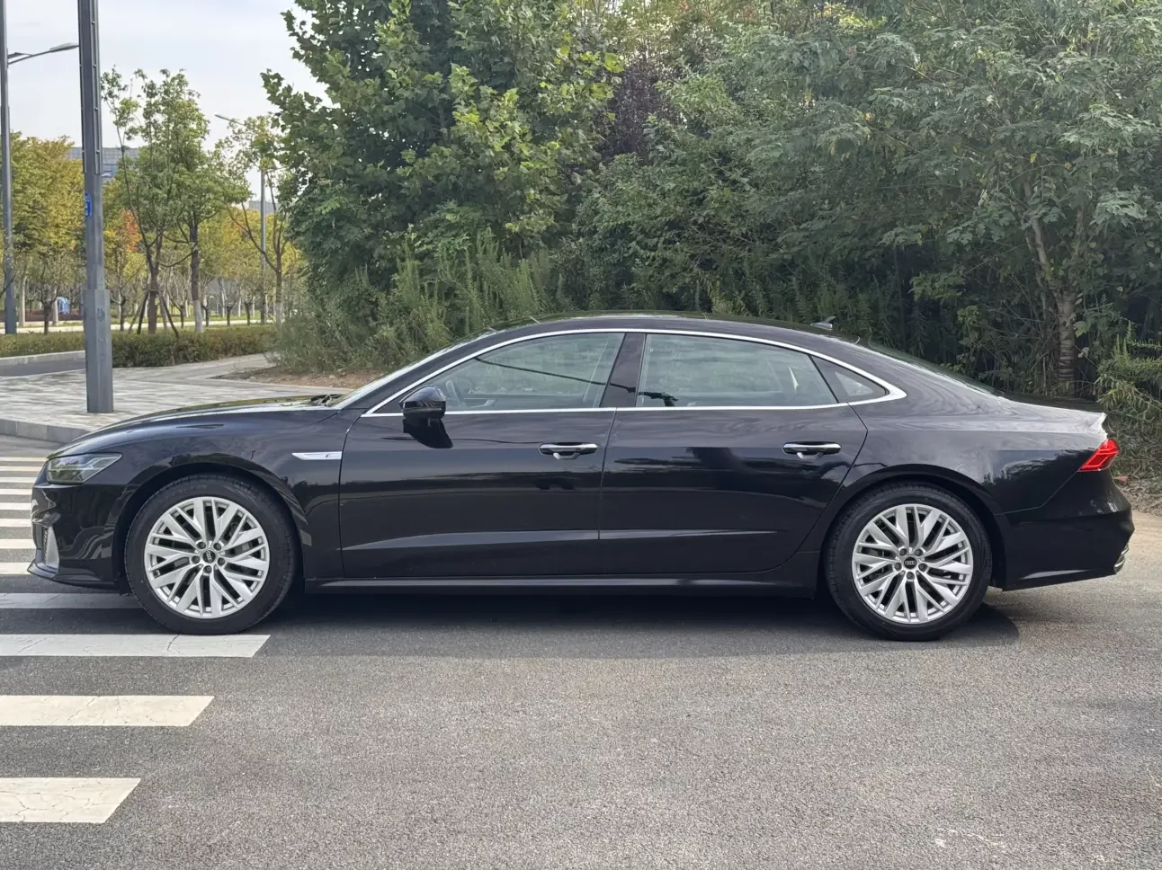 Audi A7L