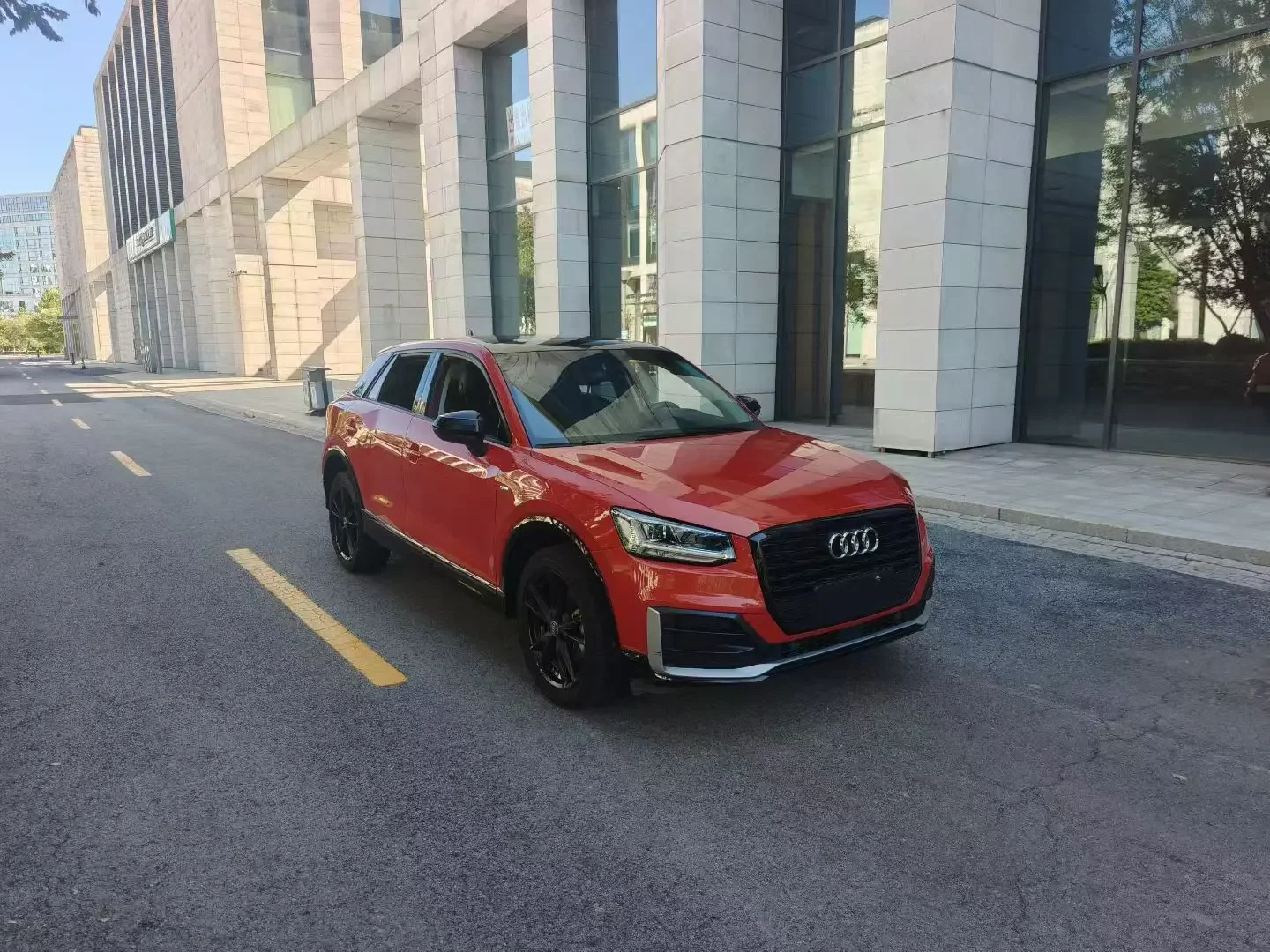 Audi Q2L