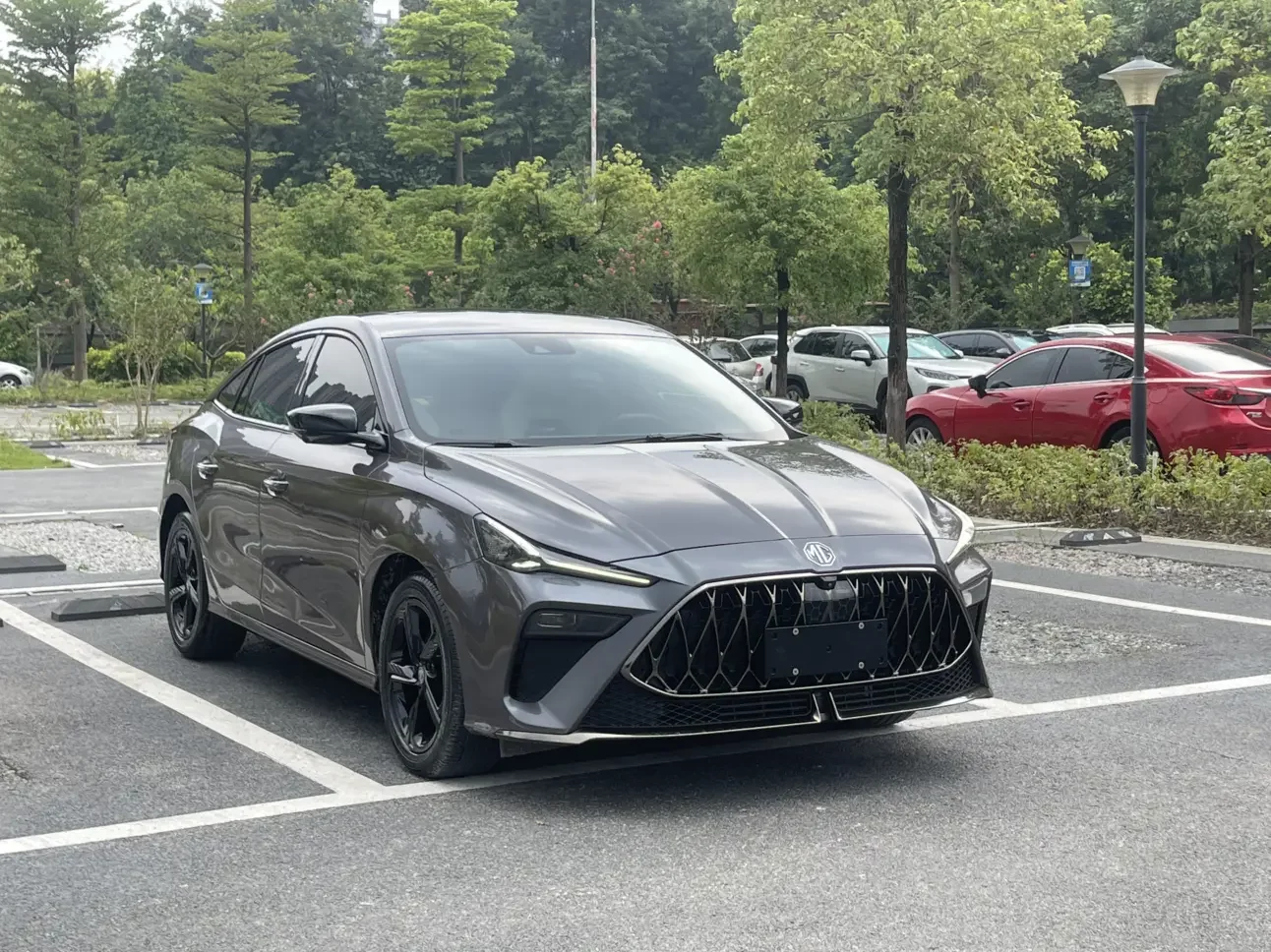 MG 5 Scorpio