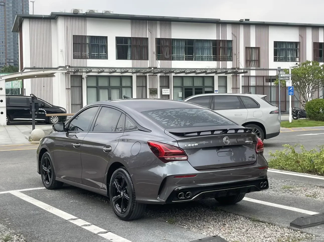 MG 5 Scorpio