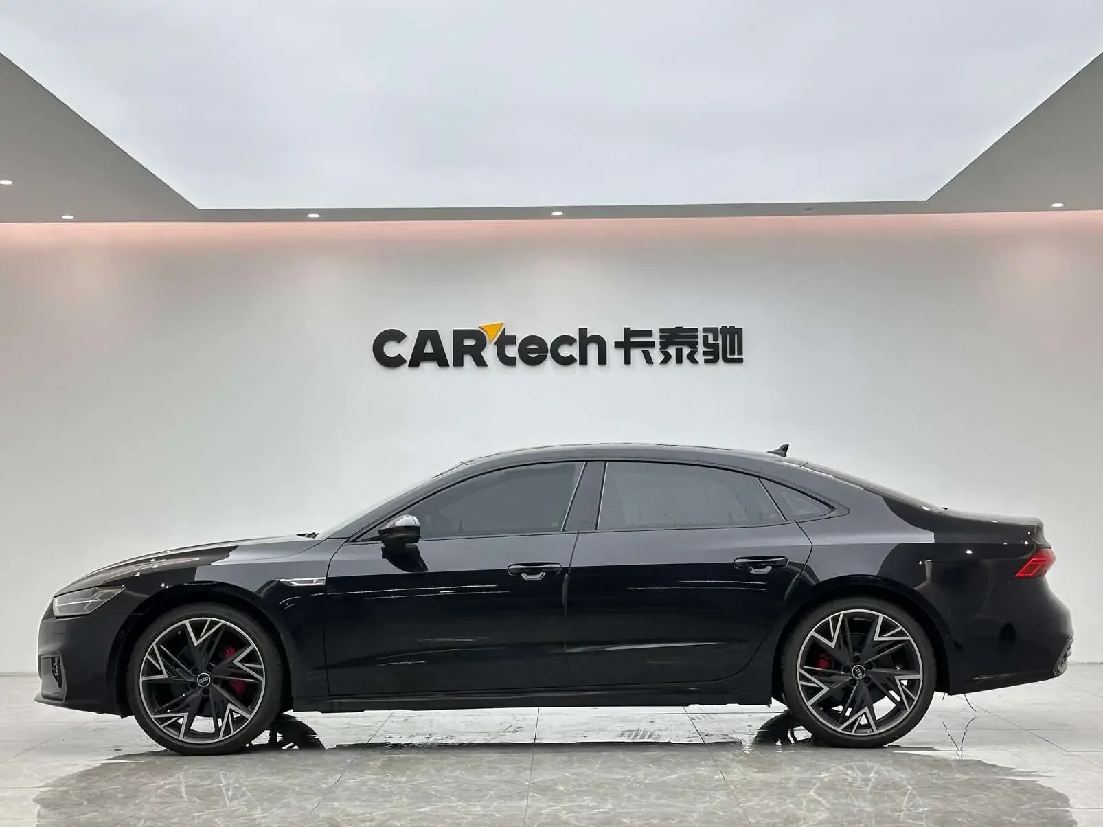 Audi A7L