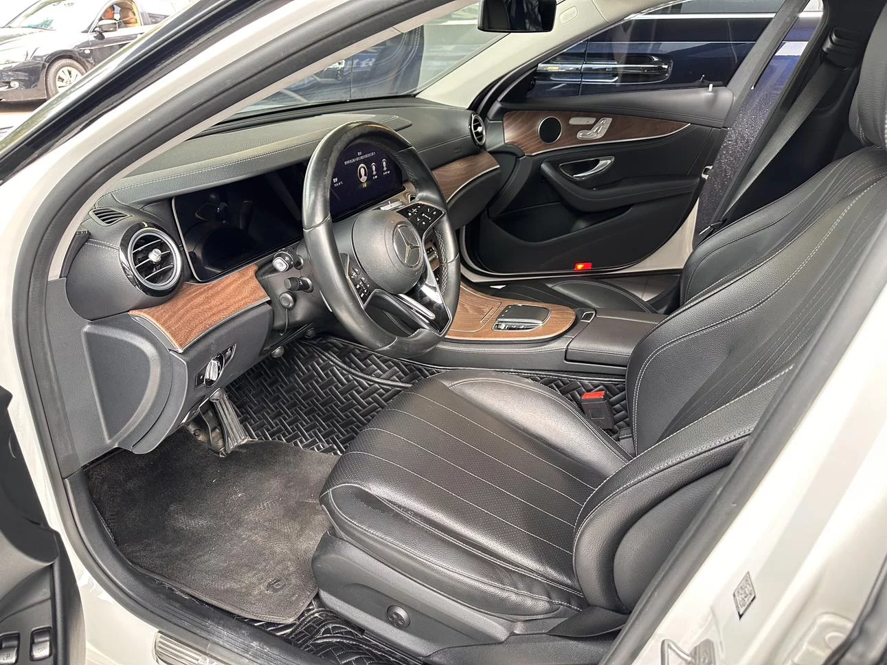 Mercedes-Benz E-Class PHEV